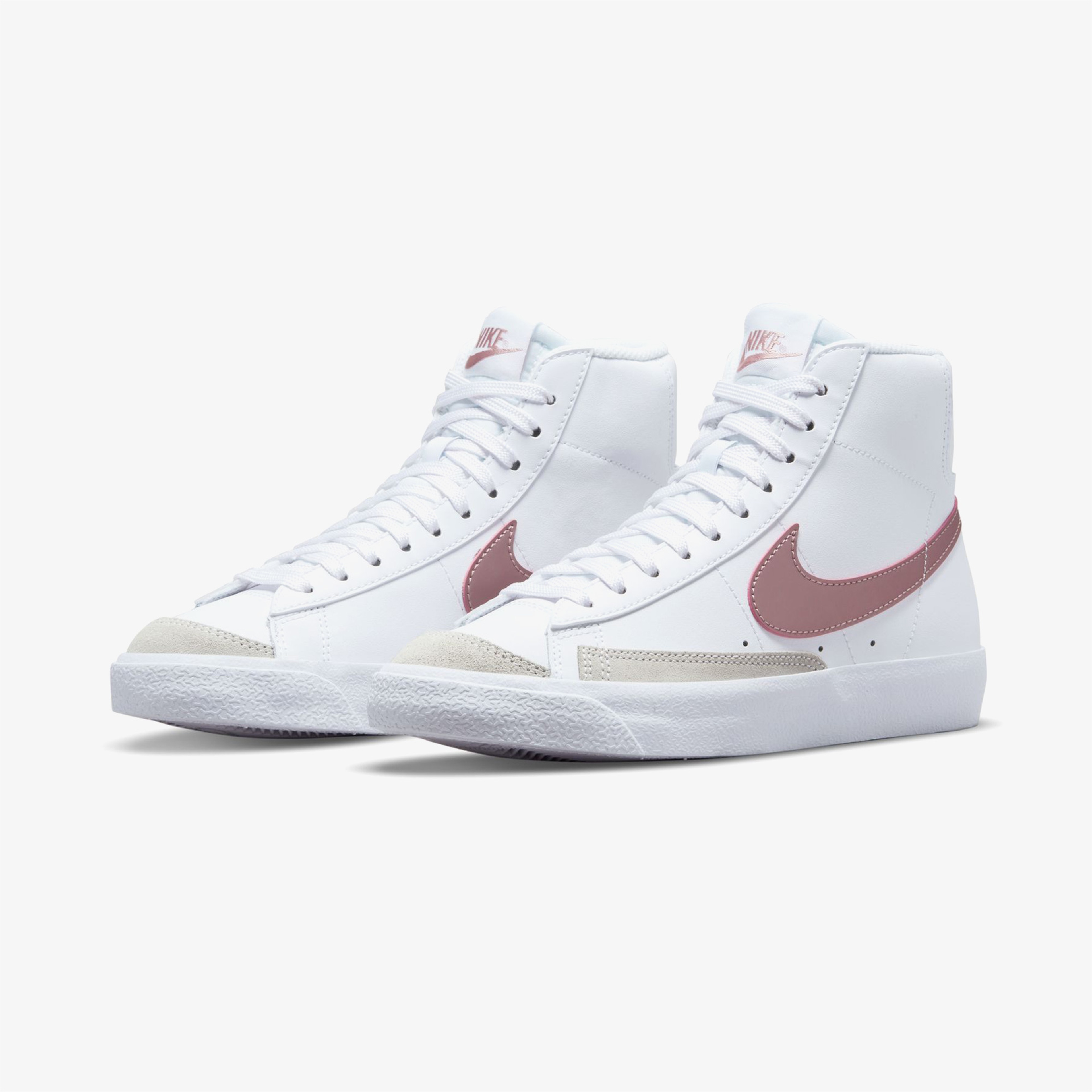 Nike Blazer Mid '77 Kadın Beyaz Spor Ayakkabı