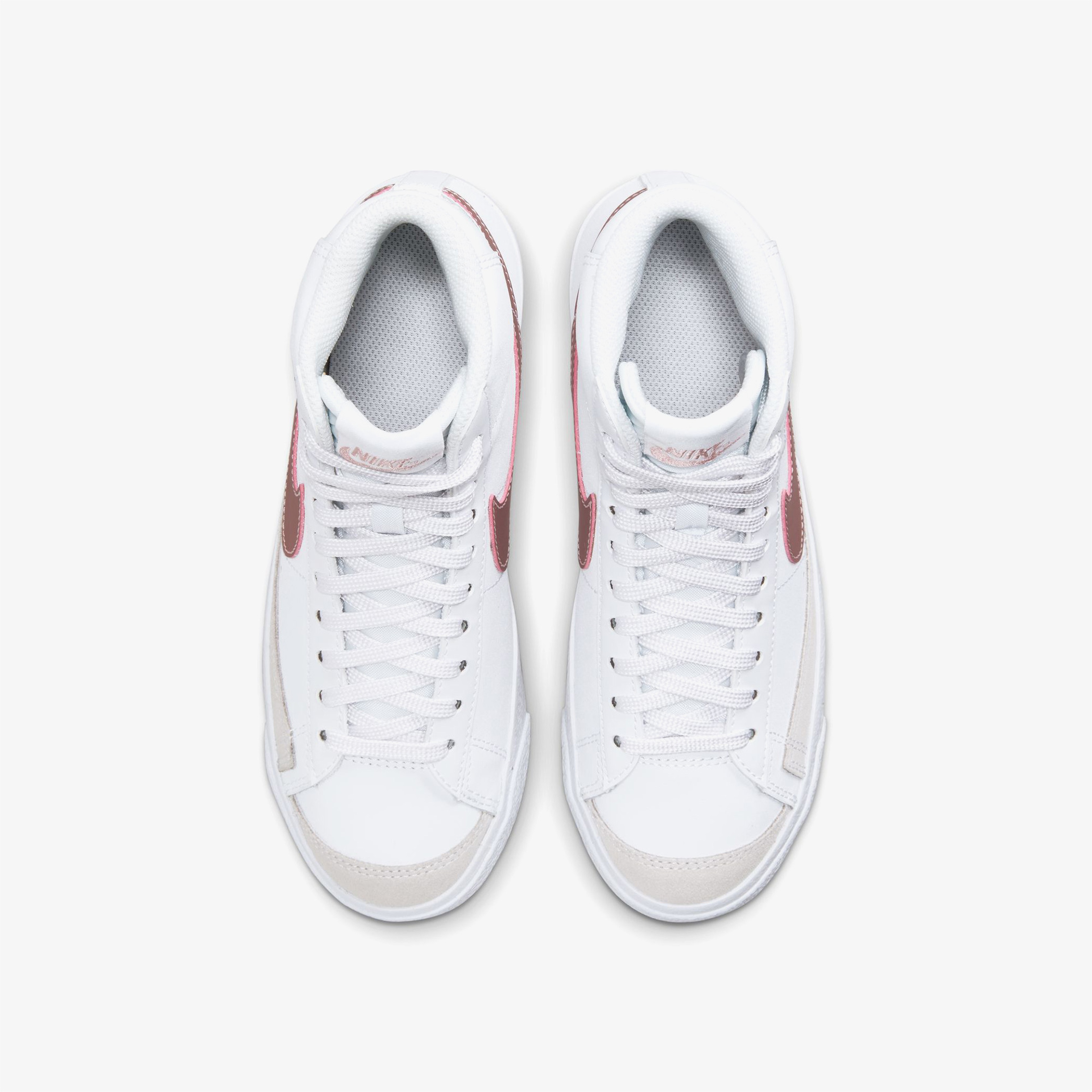 Nike Blazer Mid '77 Kadın Beyaz Spor Ayakkabı