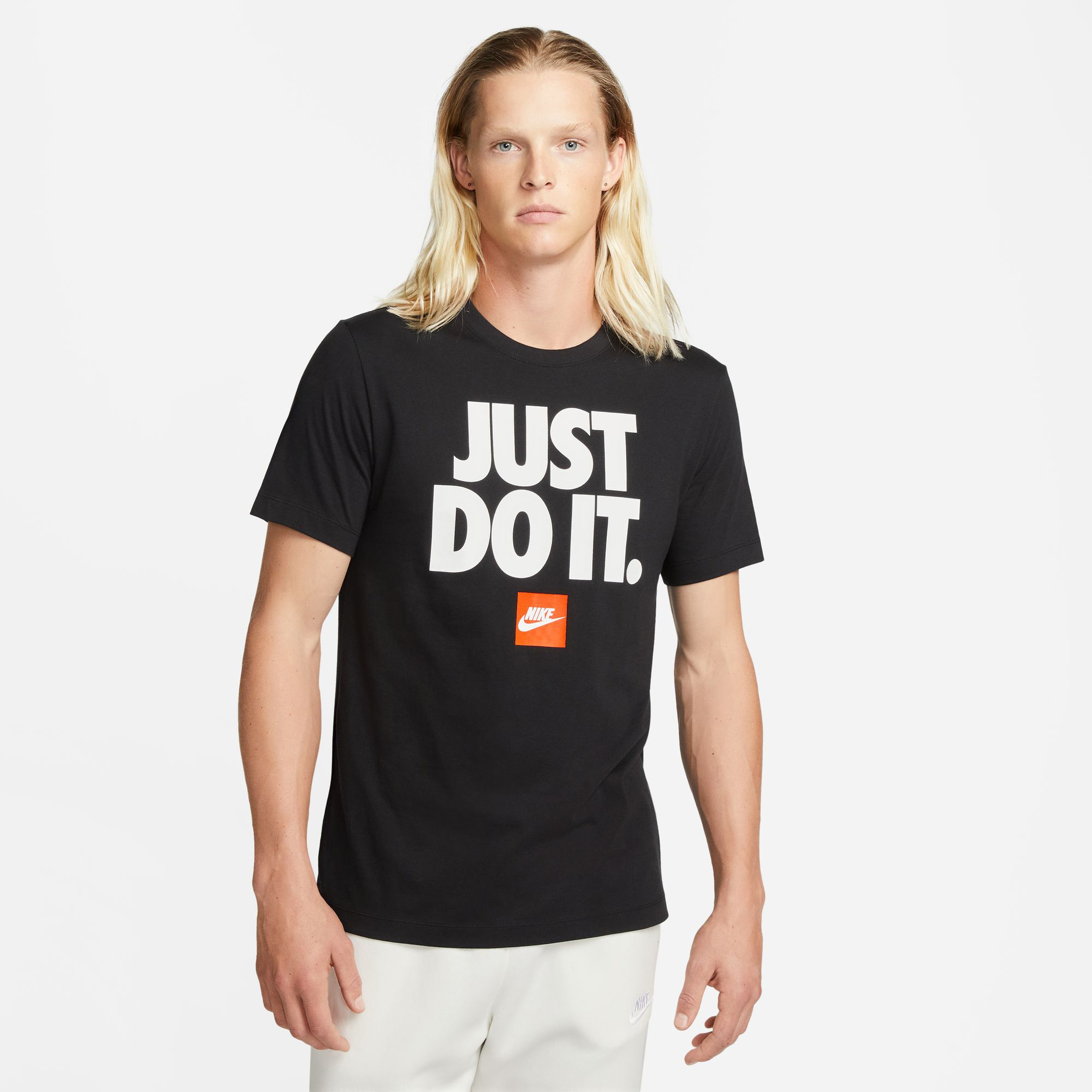 Nike Sportswear Verbiage Erkek Siyah T-Shirt