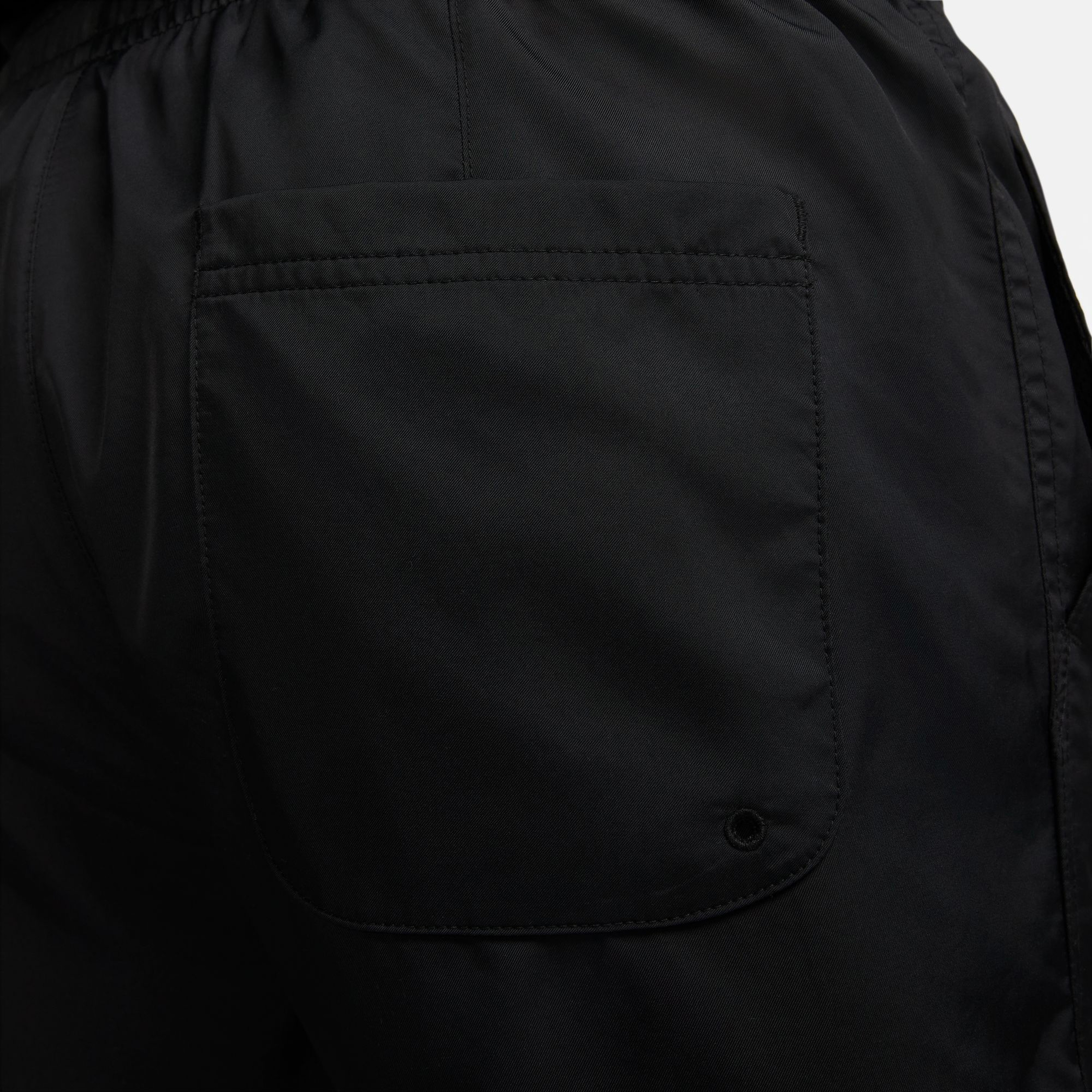 Nike Repeat HBR Woven Erkek Siyah Şort