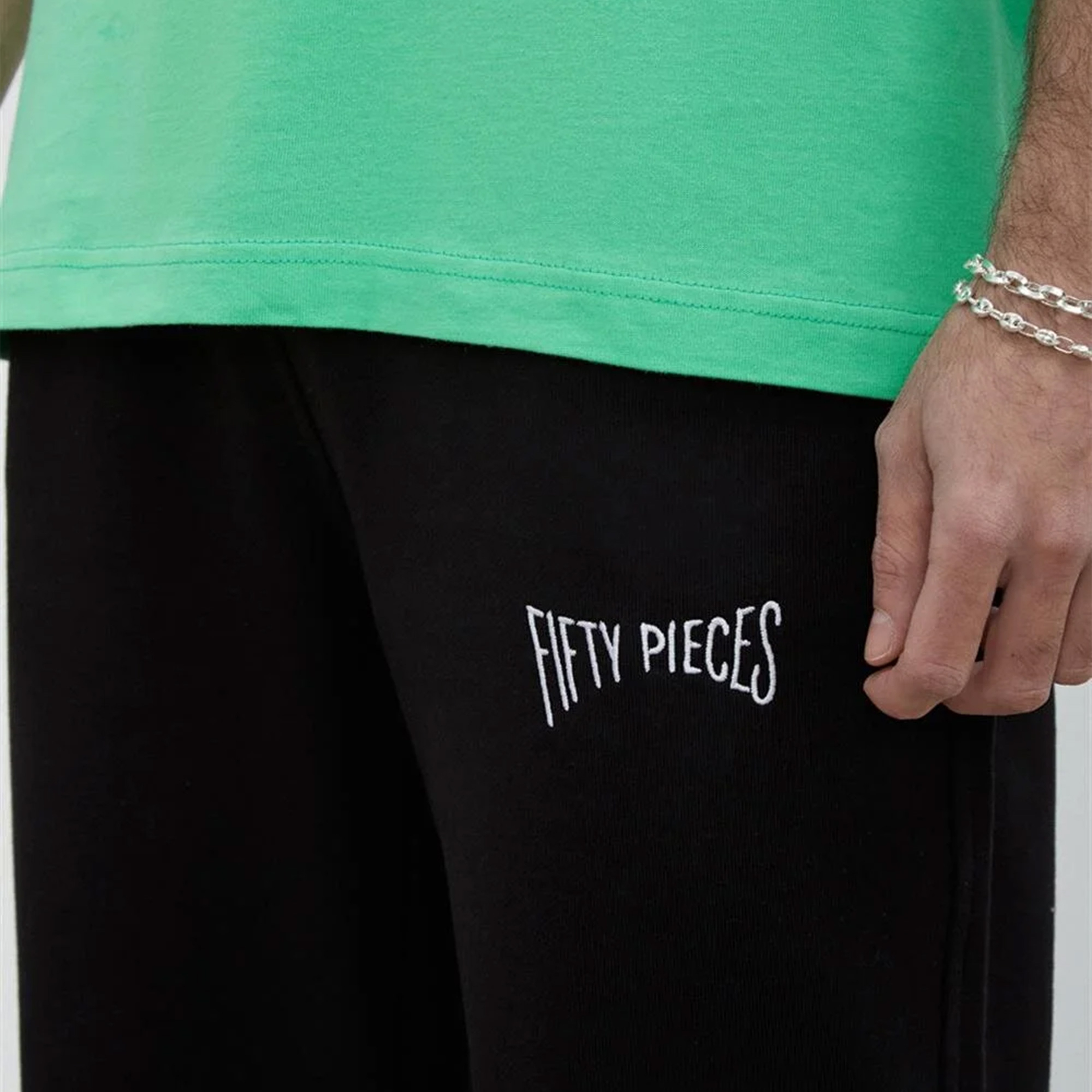 Fifty Pieces Loose Fit Erkek Siyah Eşofman Altı