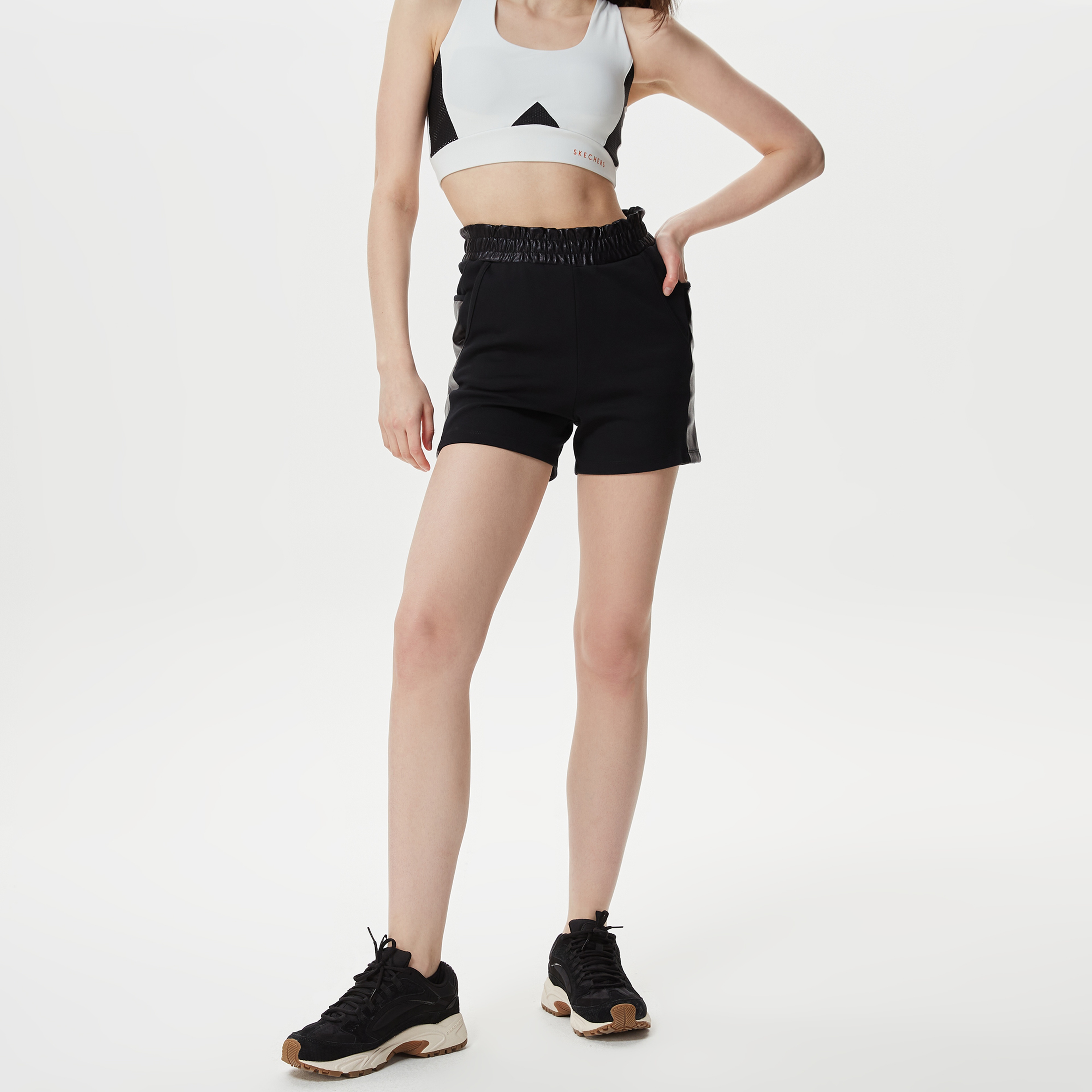 Skechers Kadın Siyah Şort