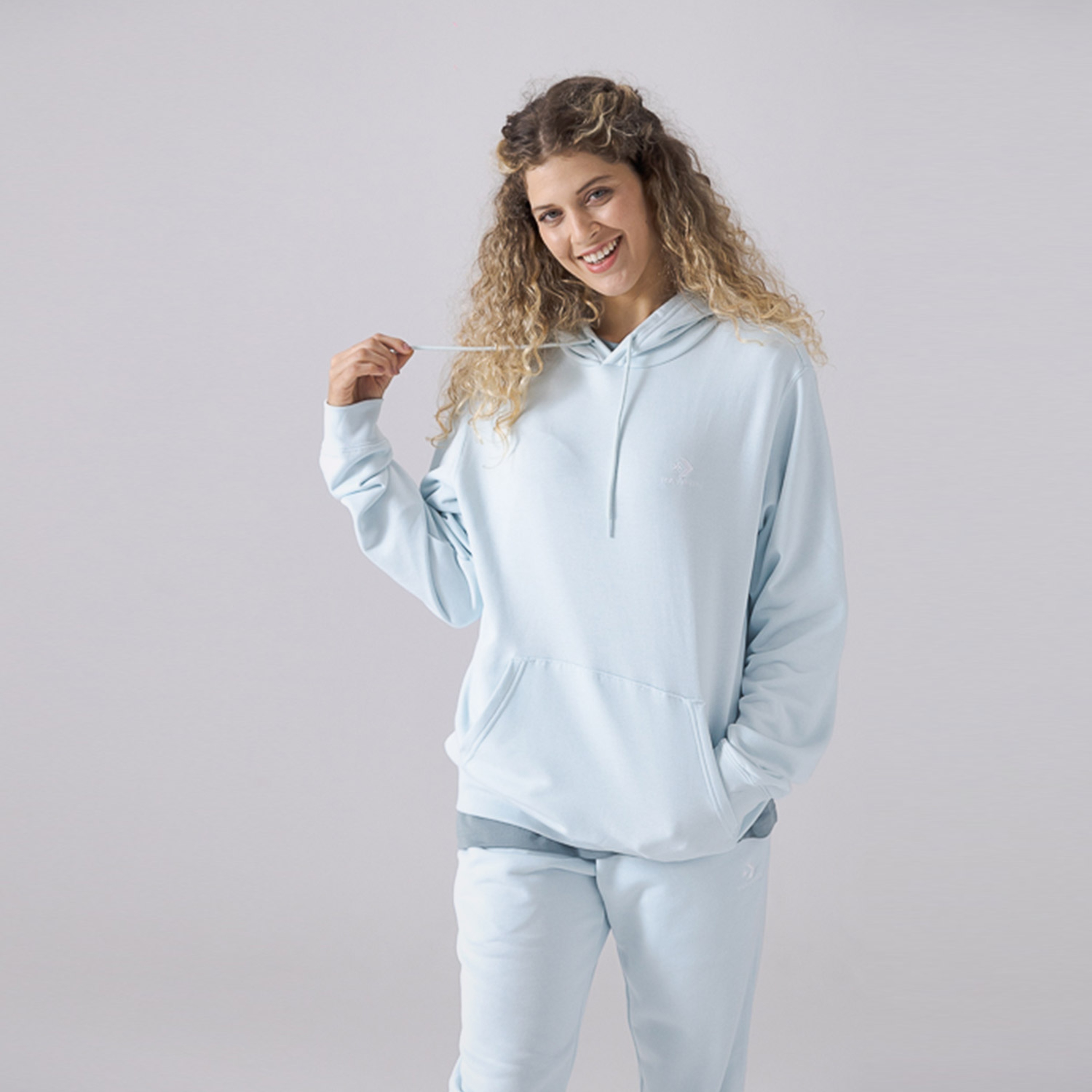Converse Go-To Embroidered Star Chevron French Terry Unisex Mavi Hoodie