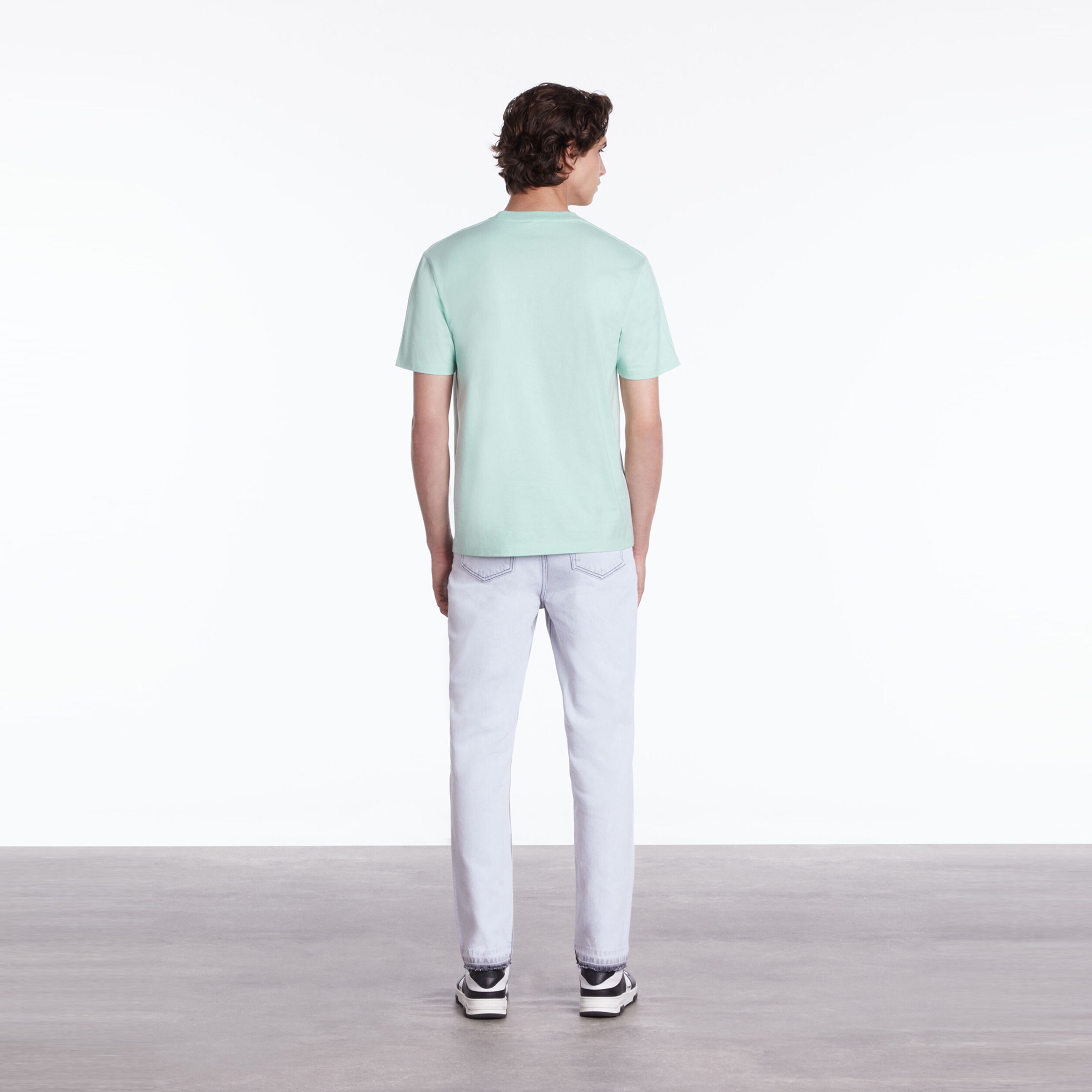 ERKEK BİSİKLET YAKA İŞLEMELİ AÇIK YEŞİL T-SHIRT