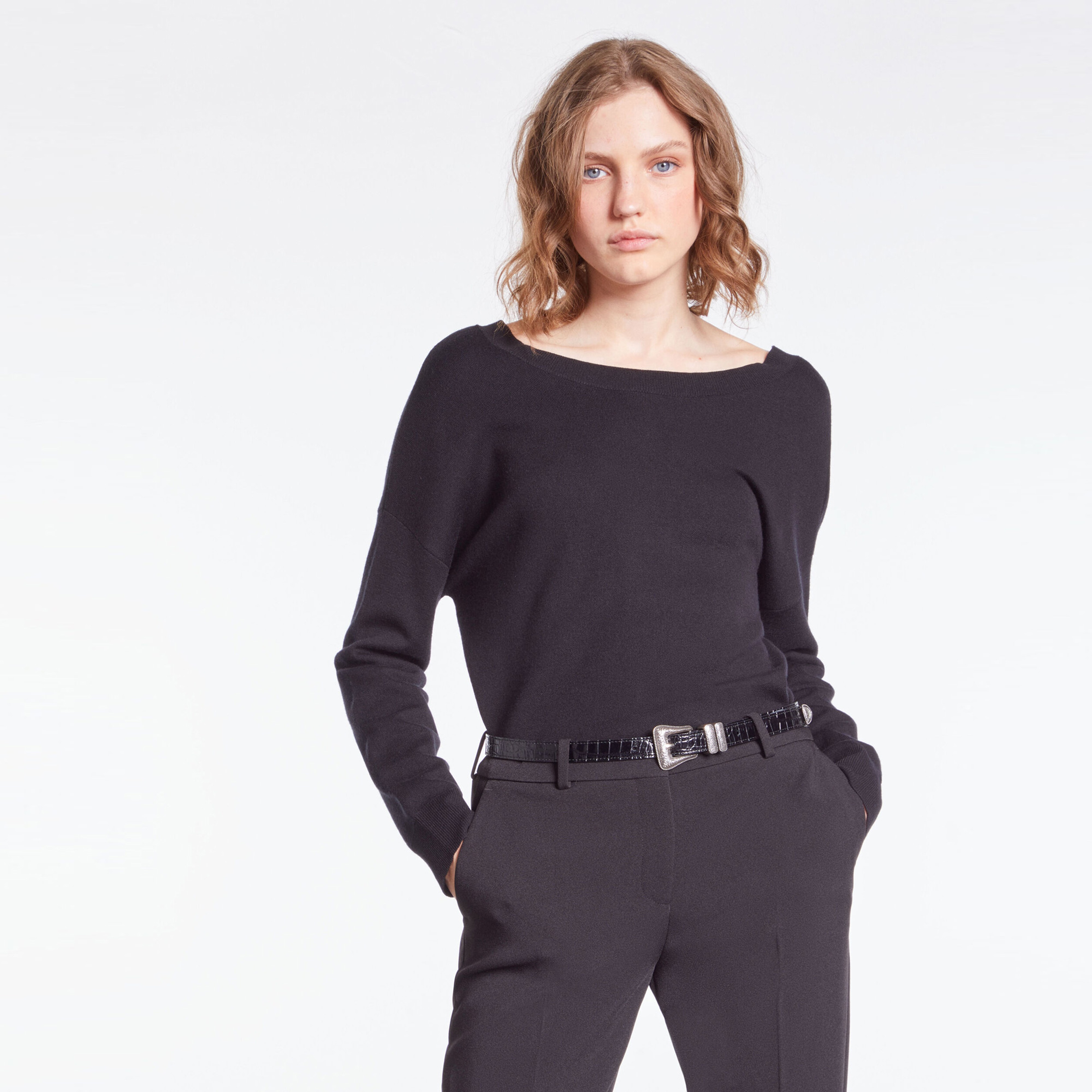 KADIN STRAIGHT FIT BİSİKLET YAKA SİYAH KAZAK