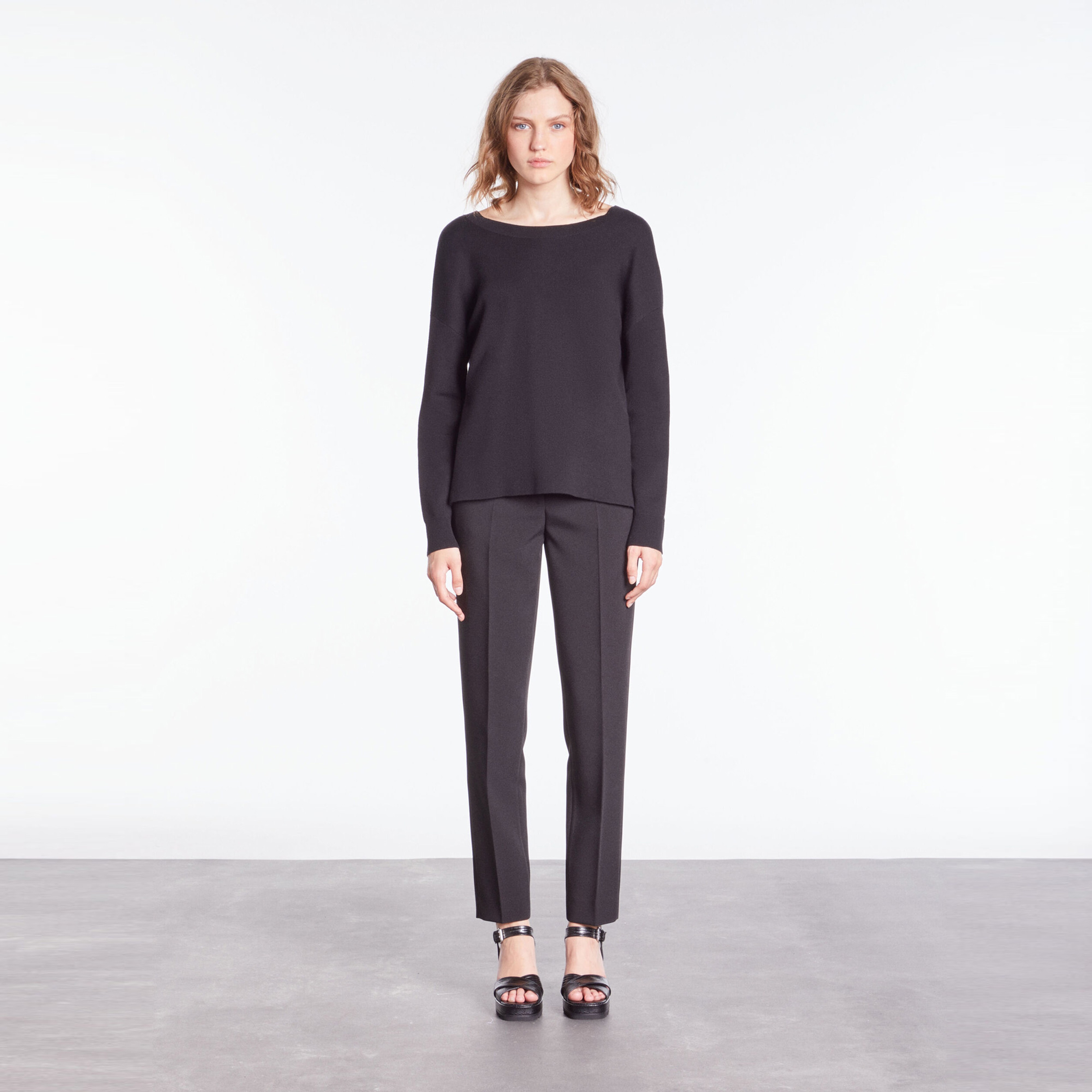 KADIN STRAIGHT FIT BİSİKLET YAKA SİYAH KAZAK