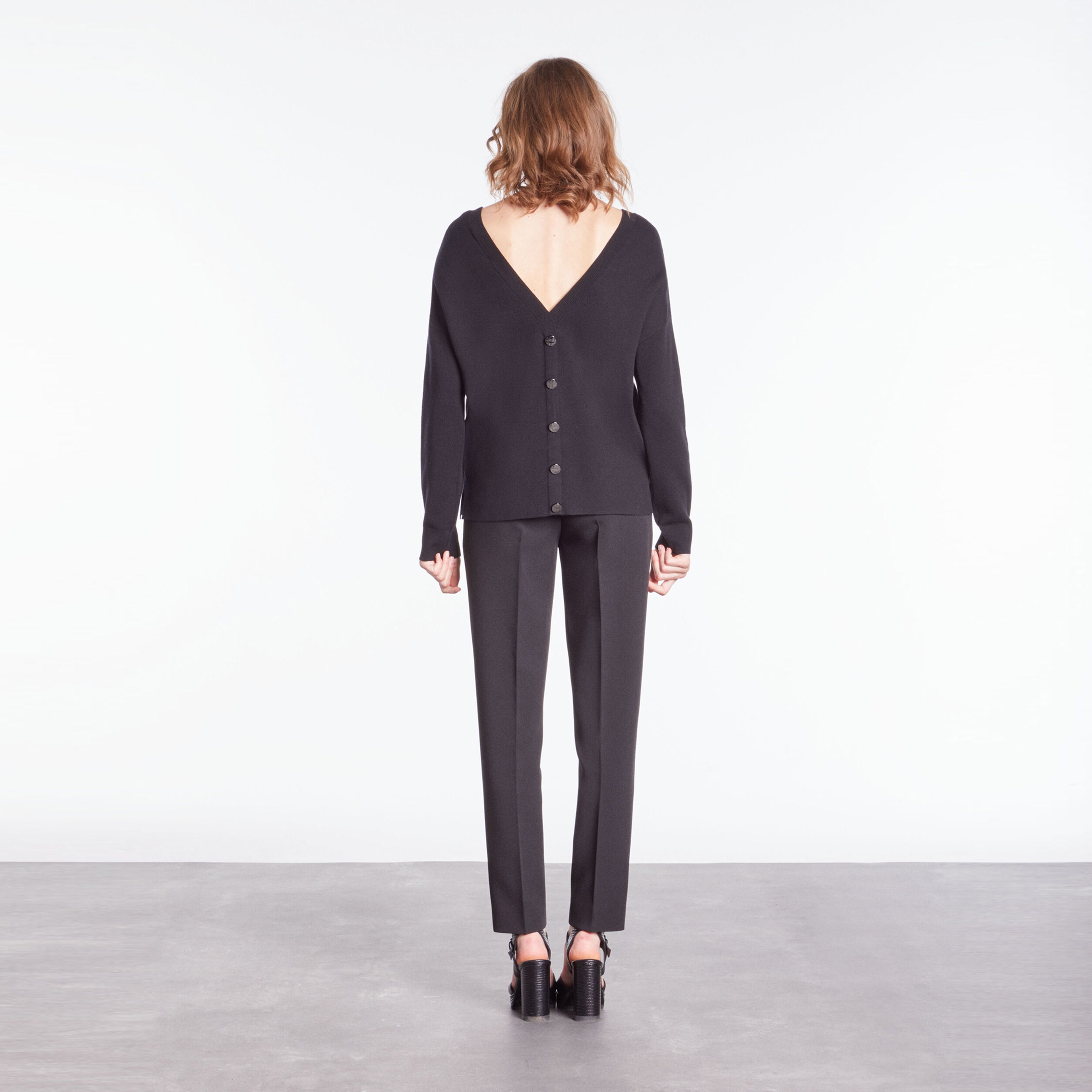 KADIN STRAIGHT FIT BİSİKLET YAKA SİYAH KAZAK