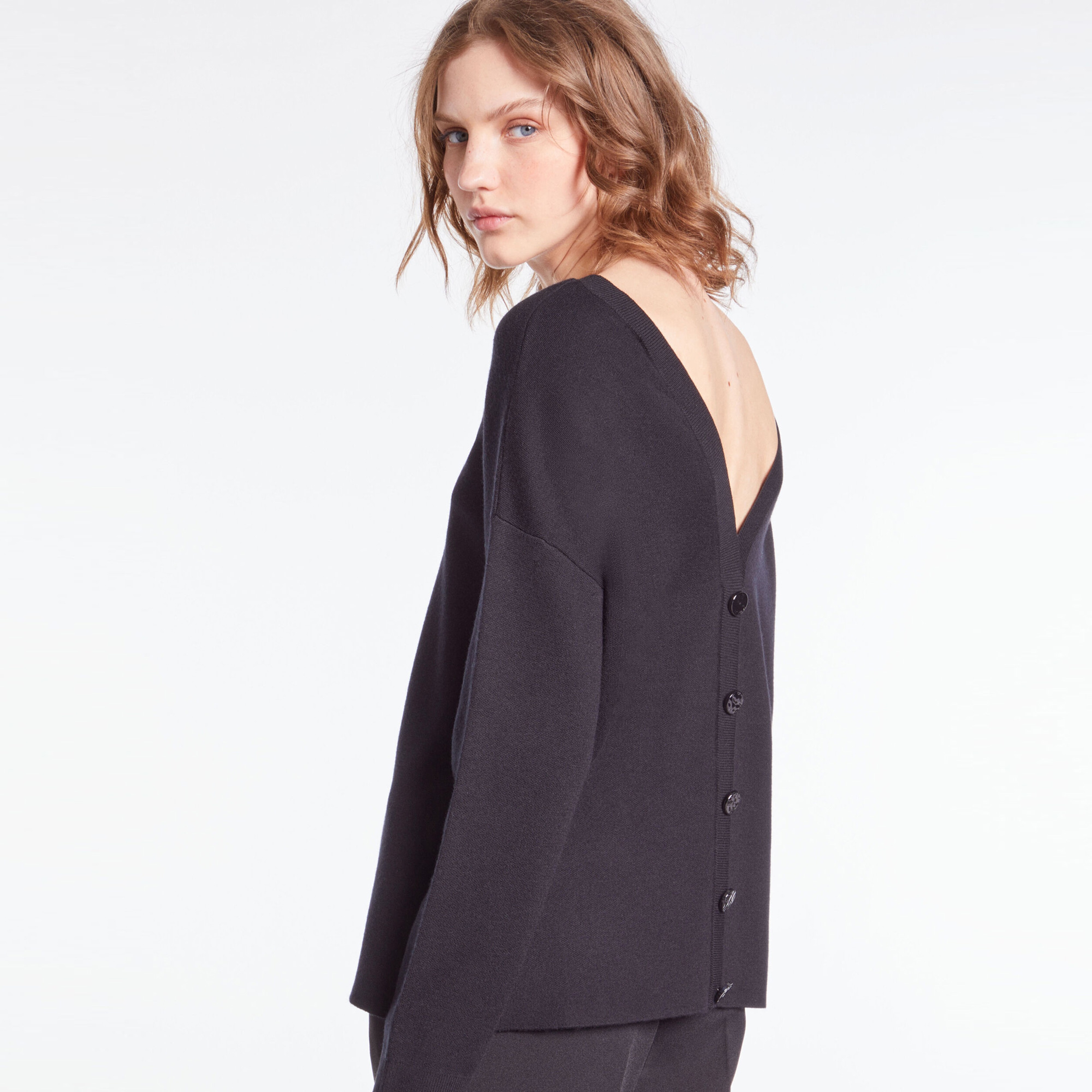 KADIN STRAIGHT FIT BİSİKLET YAKA SİYAH KAZAK