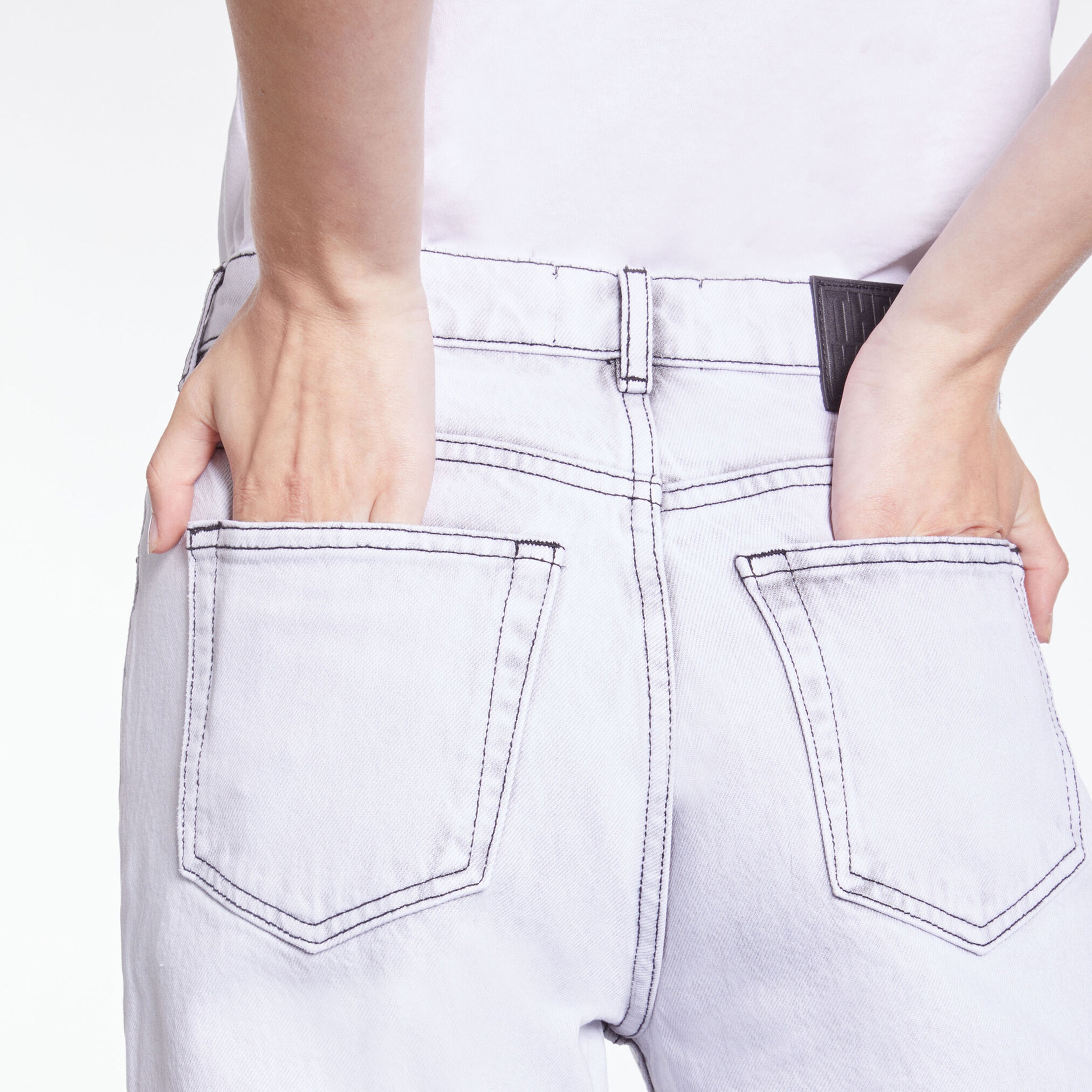 KADIN STRAIGHT FIT BEYAZ PANTOLON