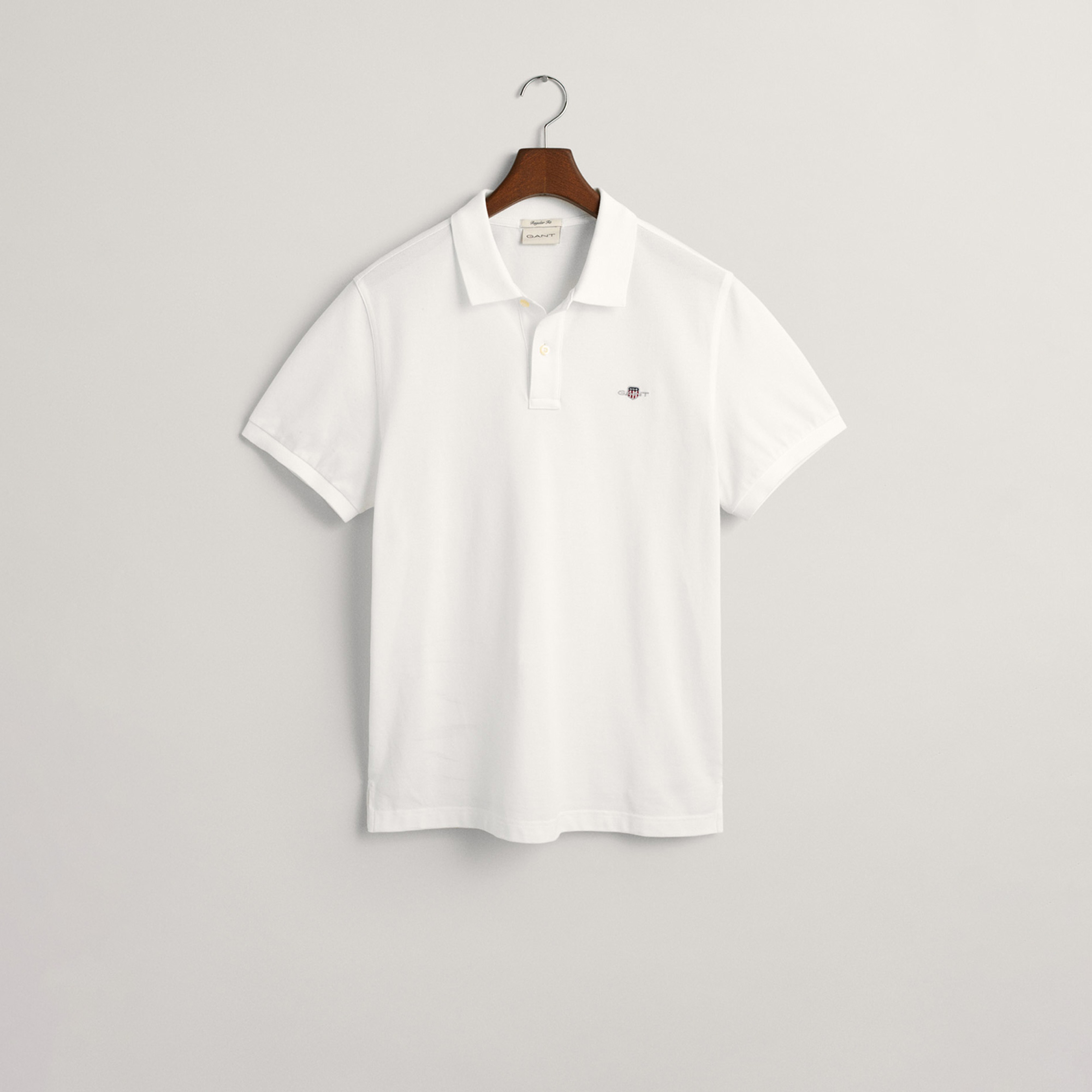 GANT Erkek Beyaz Regular Fit Düğmeli Yaka Polo T-Shirt