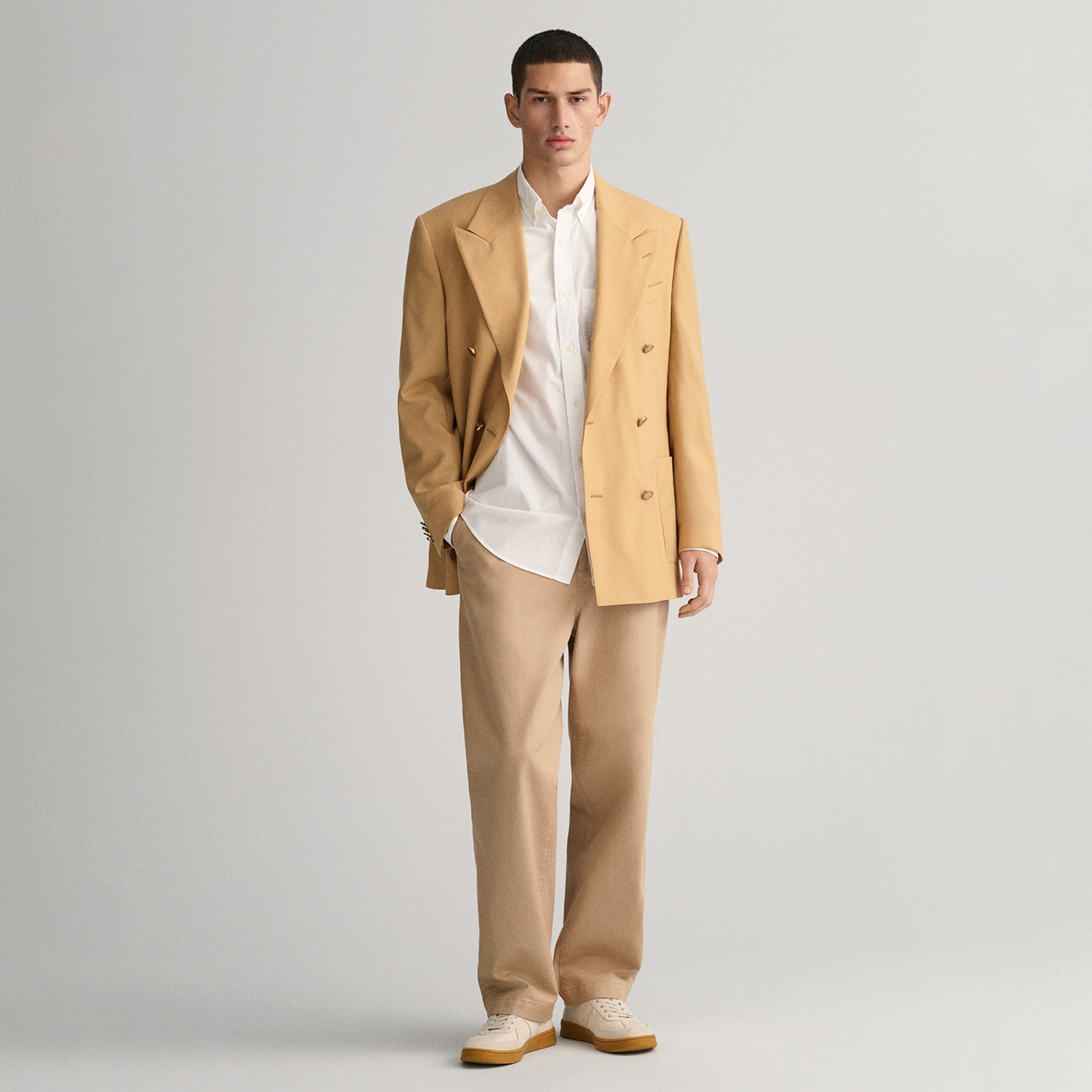 GANT Erkek Beyaz Regular Fit Düğmeli Yaka Poplin Gömlek