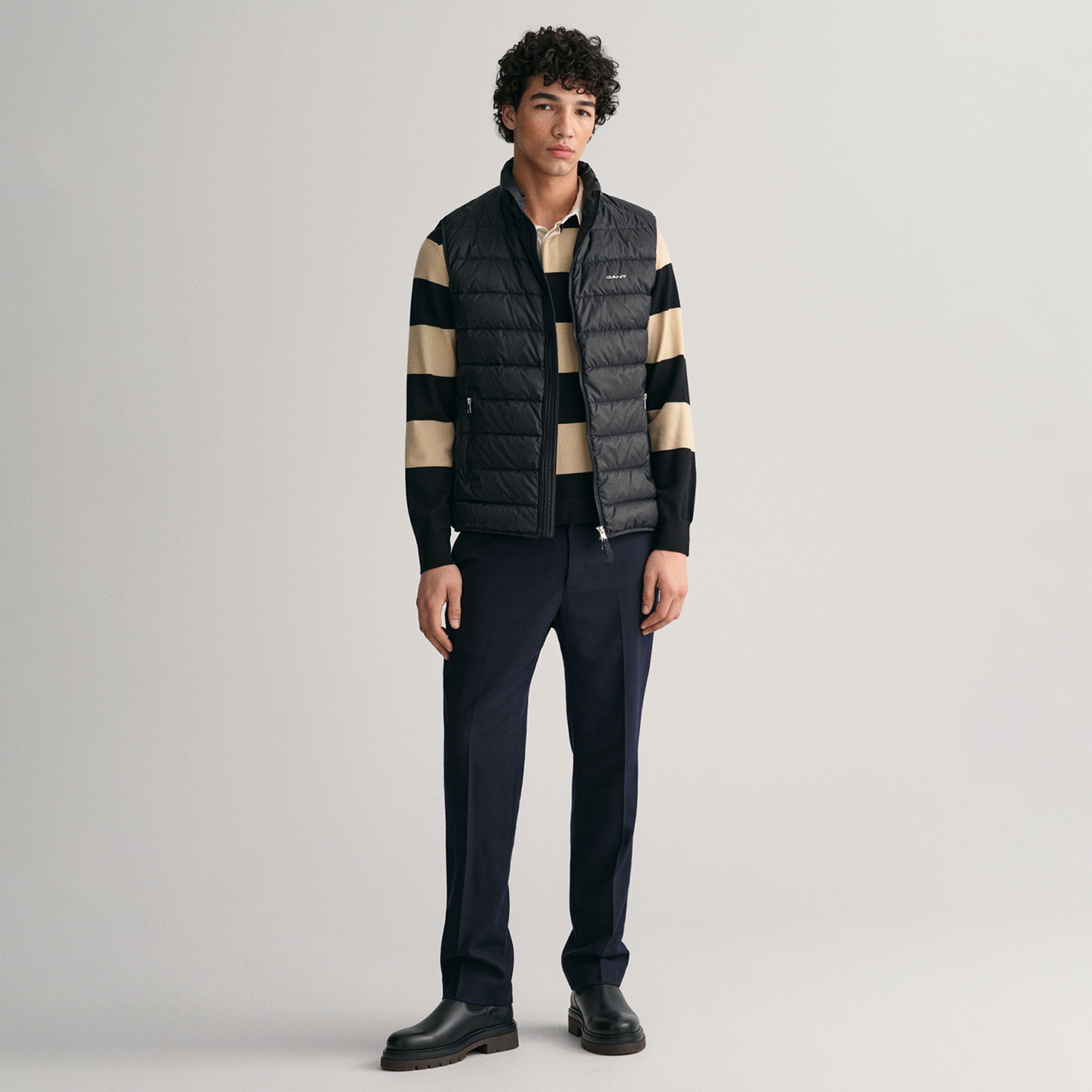 GANT Erkek Siyah Regular Fit Dik Yaka Kapitone Yelek