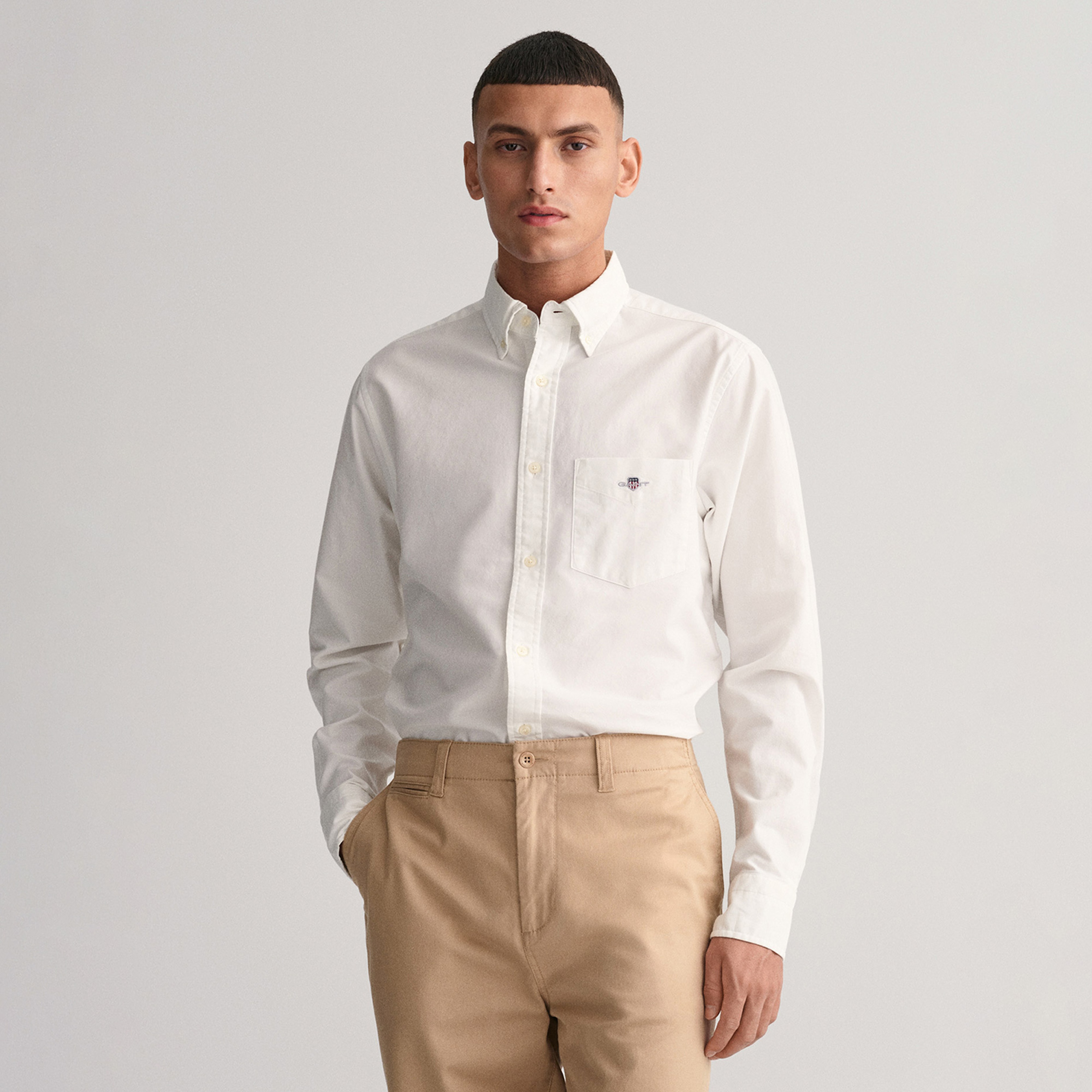 GANT Erkek Beyaz Regular Fit Düğmeli Yaka Oxford Gömlek