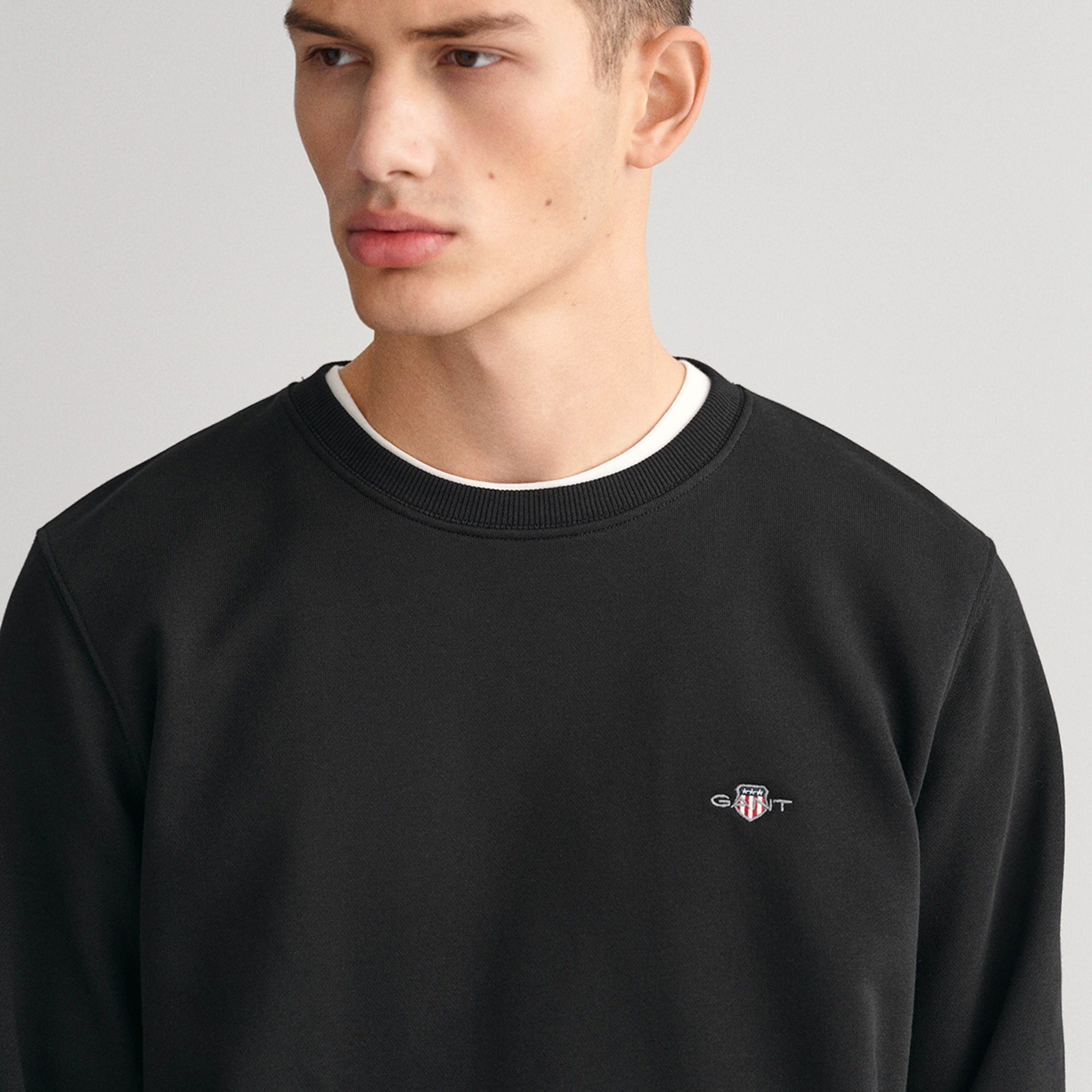 GANT Erkek Siyah Regular Fit Bisiklet Yaka Sweatshirt