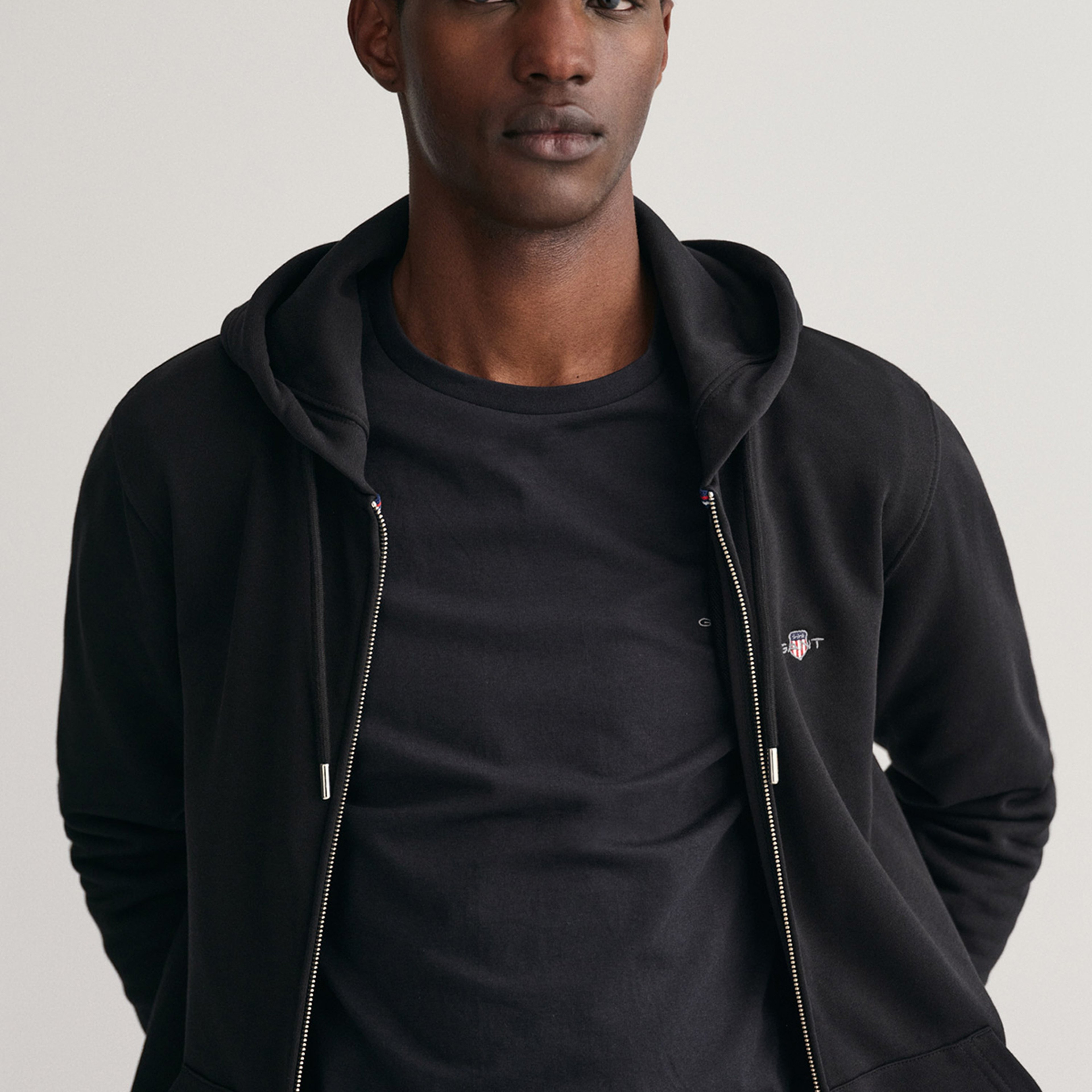 GANT Erkek Siyah Regular Fit Fermuarlı Sweatshirt
