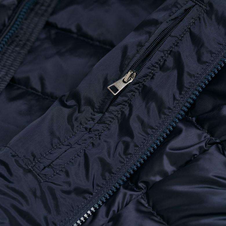 GANT Erkek Lacivert Dik Yaka Kapitone Mont