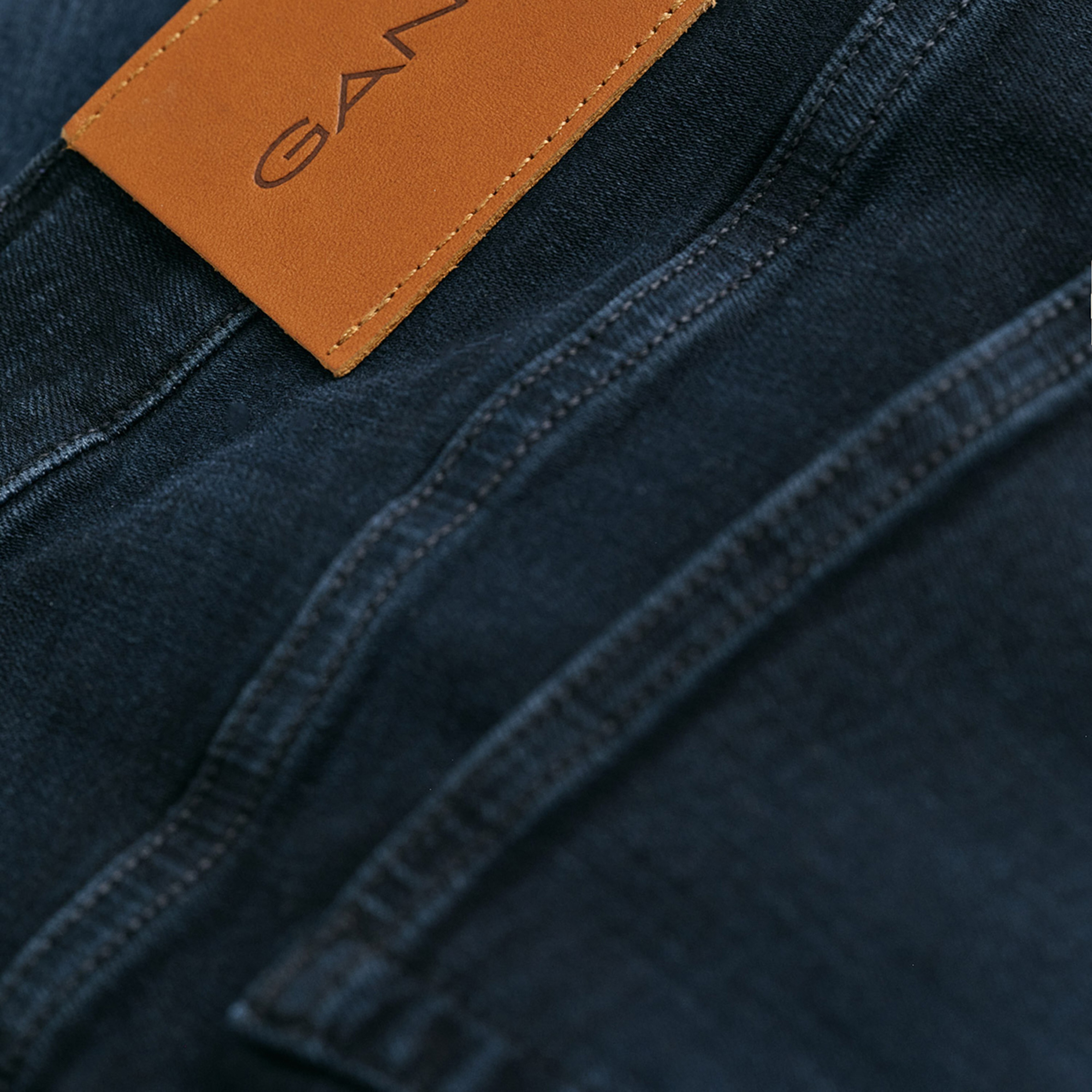 GANT Erkek Siyah Extra Slim Fit Jean