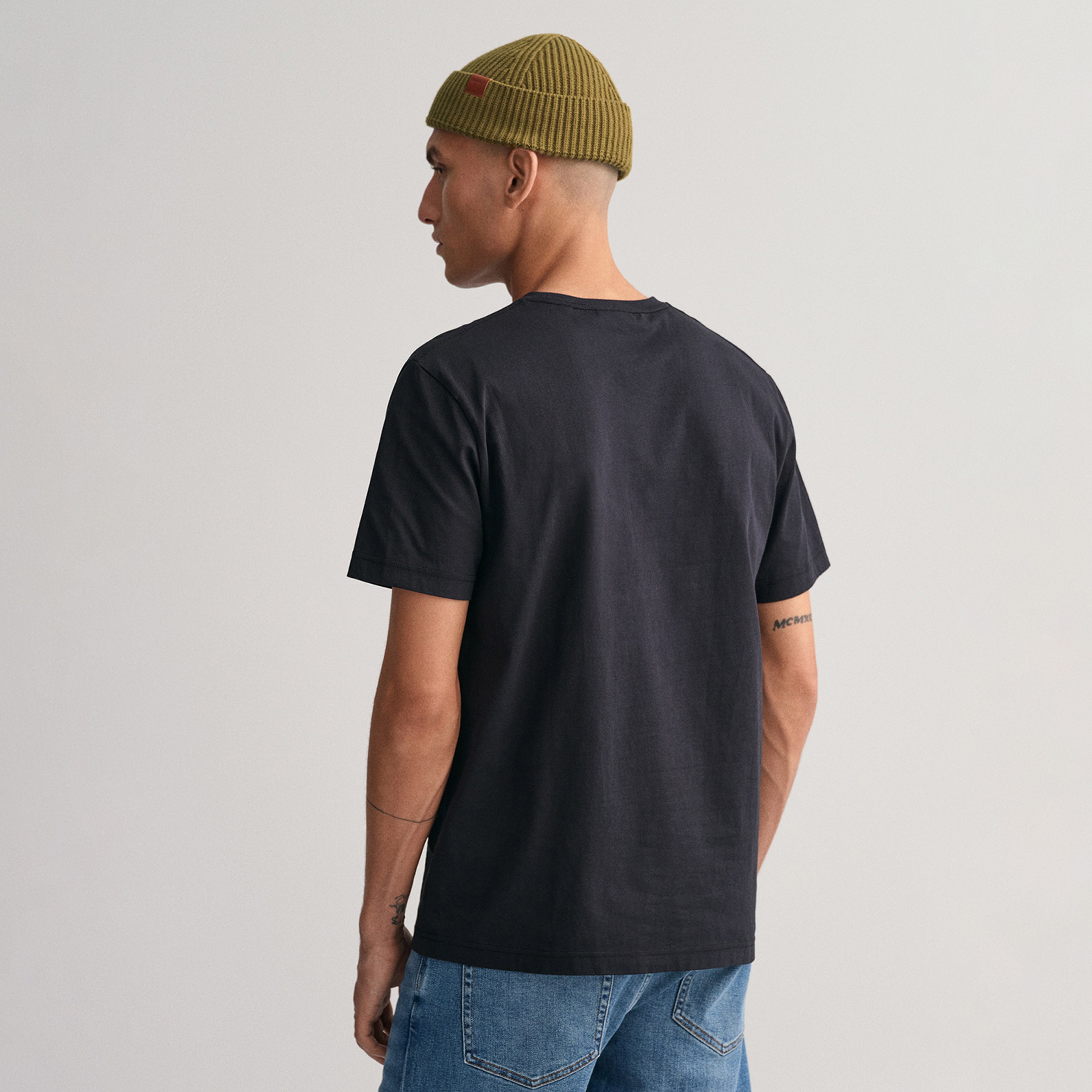 GANT Erkek Siyah Bisiklet Yaka Regular Fit T-Shirt