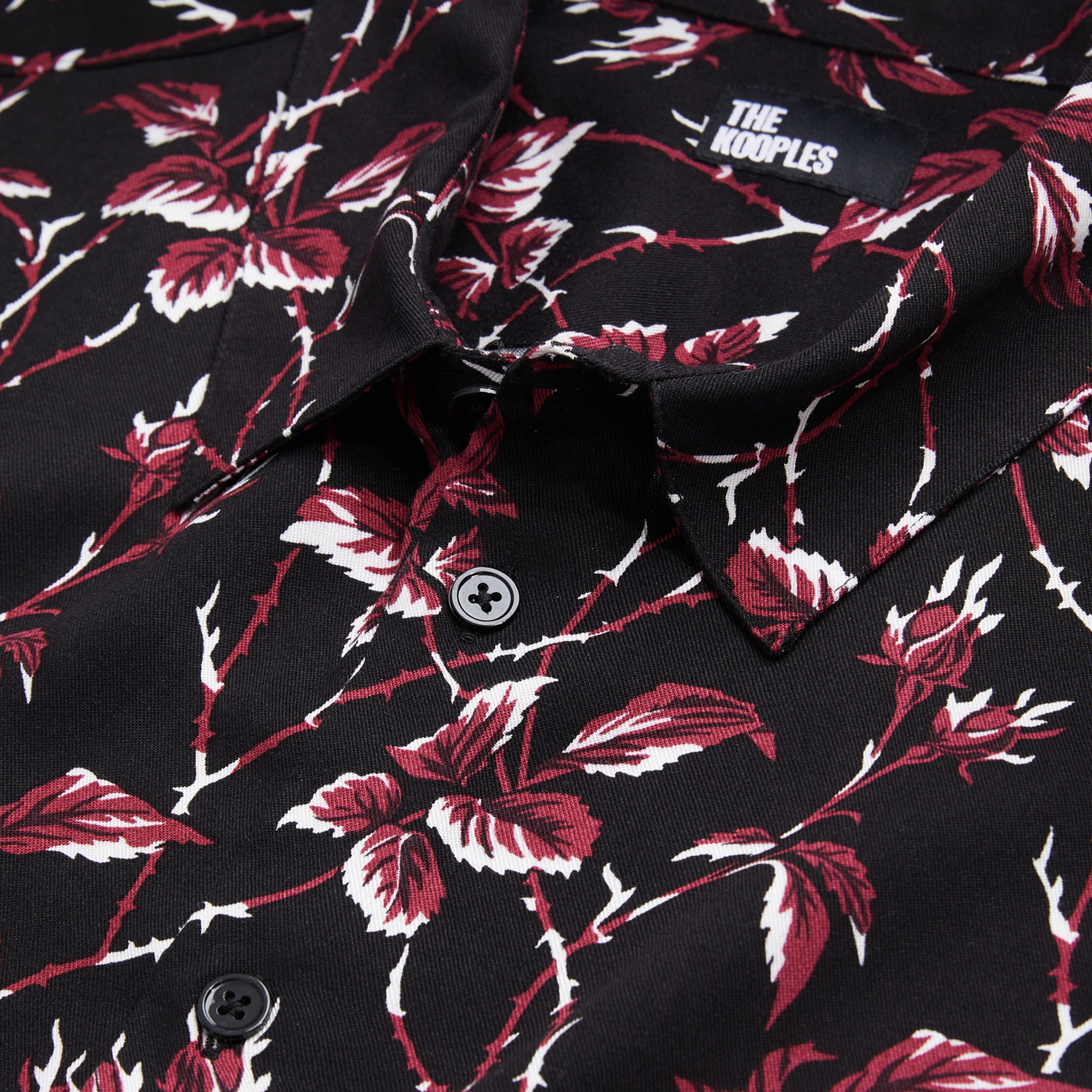 ERKEK BASKILI SİYAH GÖMLEK