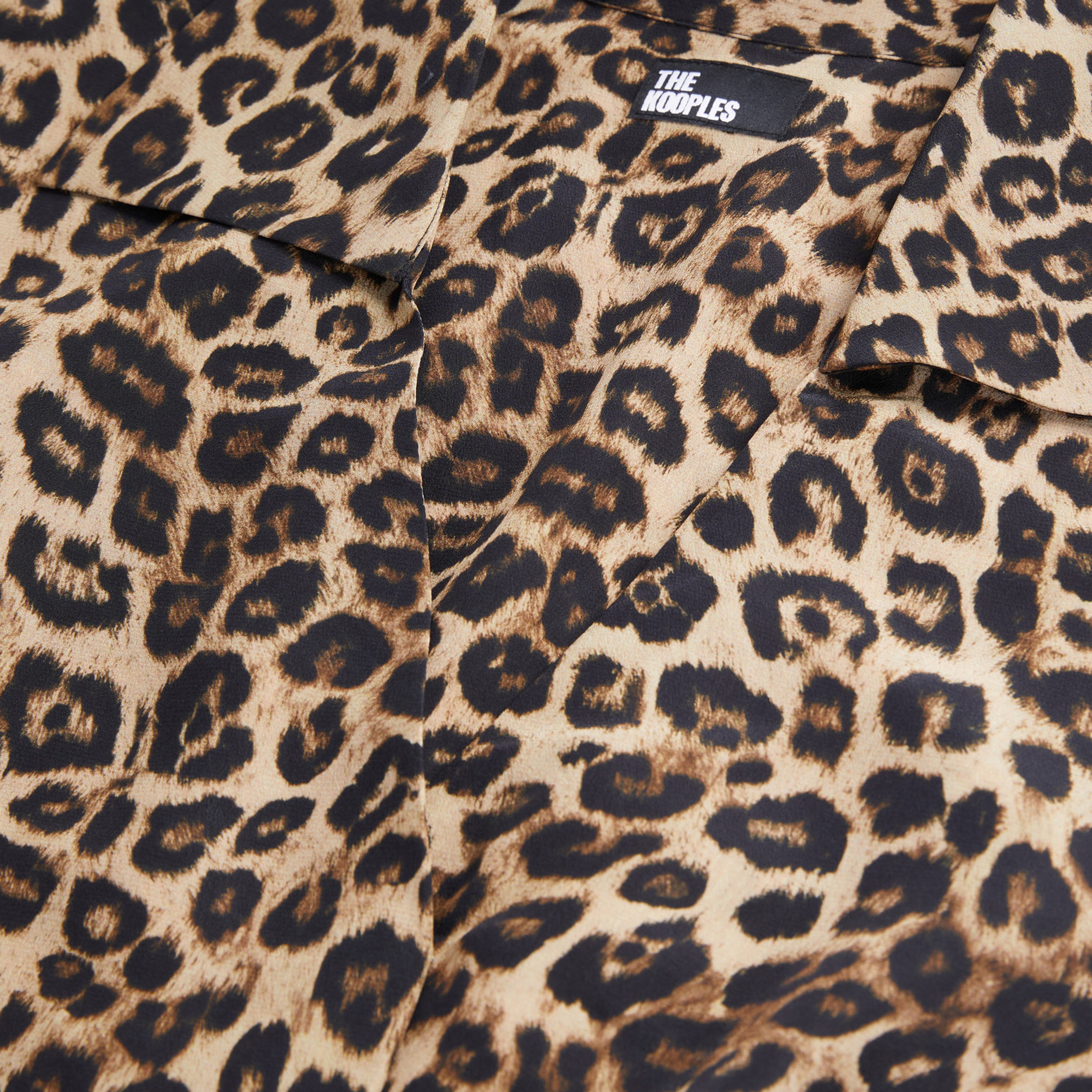 KADIN V YAKA UZUN KOLLU LEOPAR DESENLİ KAHVERENGİ ELBİSE