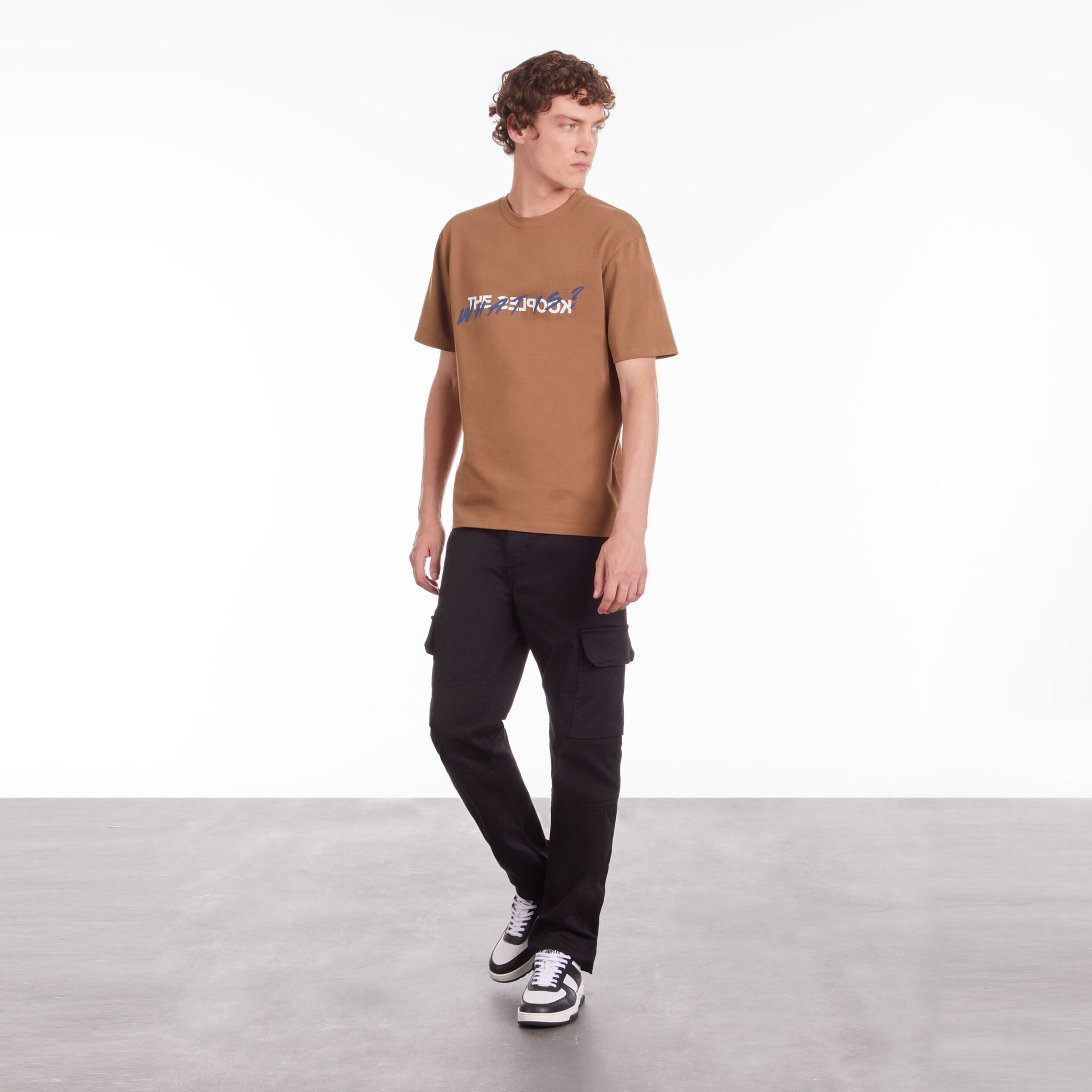 ERKEK BİSİKLET YAKA KISA KOLLU KAHVERENGİ T-SHIRT