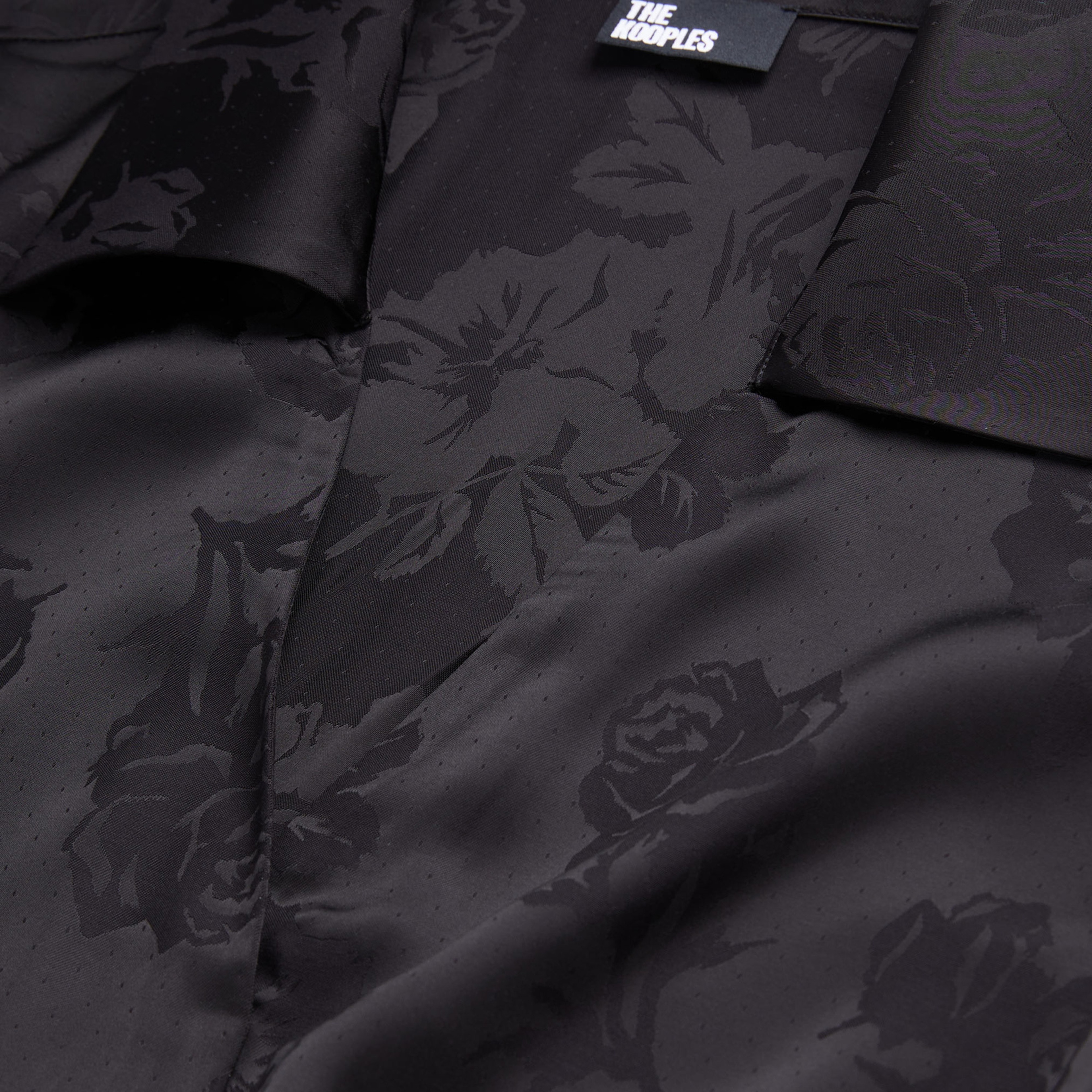 KADIN V YAKA UZUN KOLLU SİYAH ELBİSE