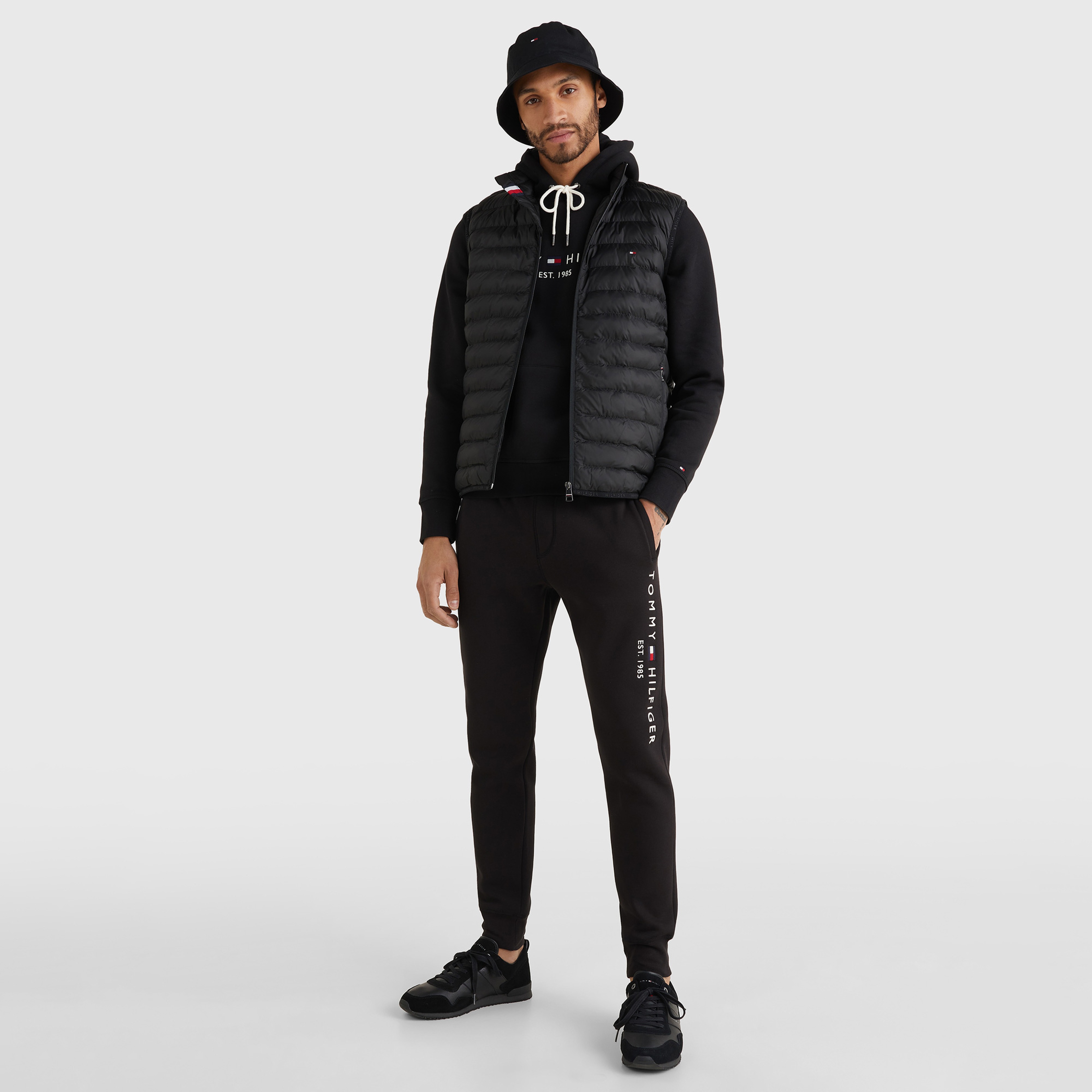 Tommy Hilfiger Erkek Siyah Mont