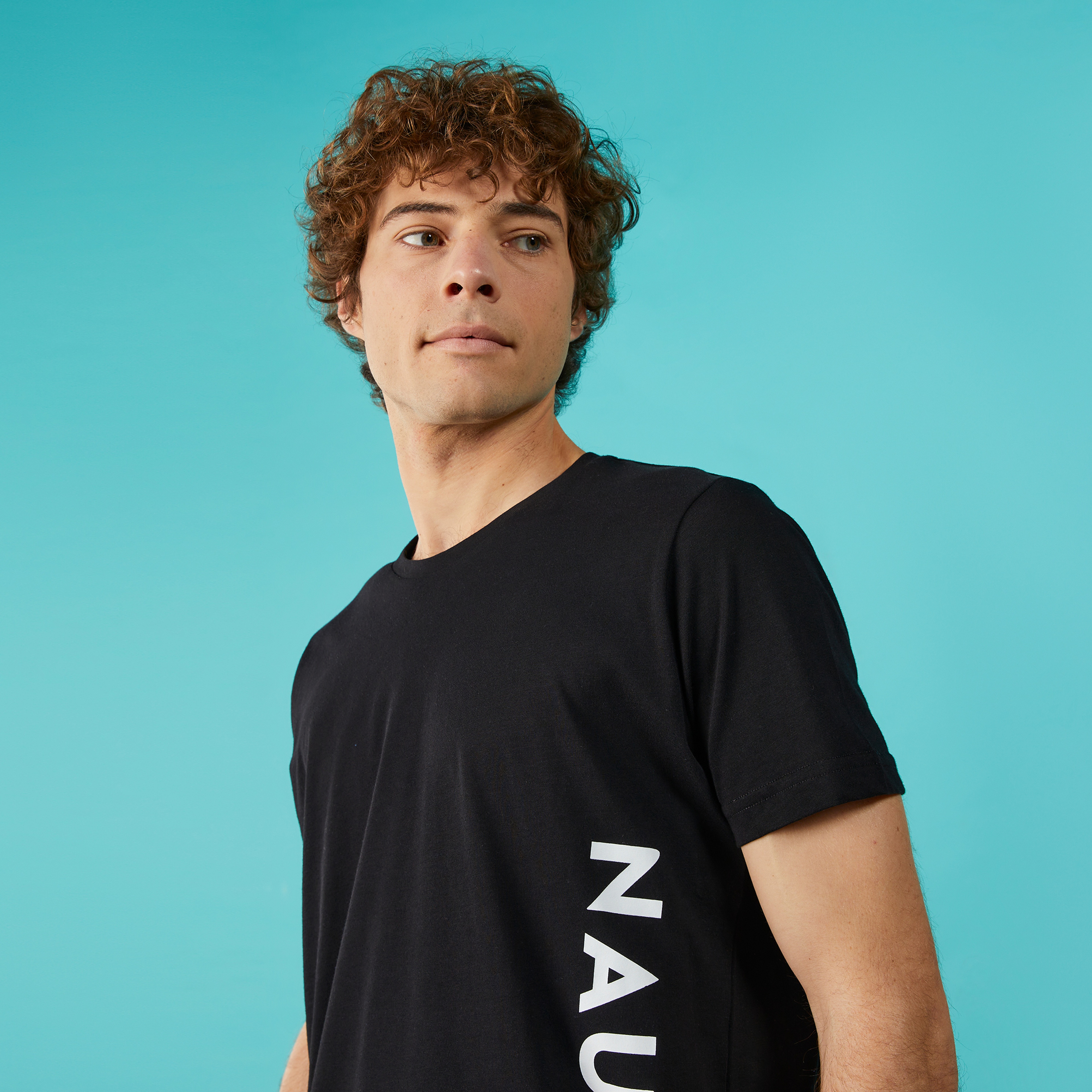 Nautica Erkek Siyah Standart Fit T-Shirt