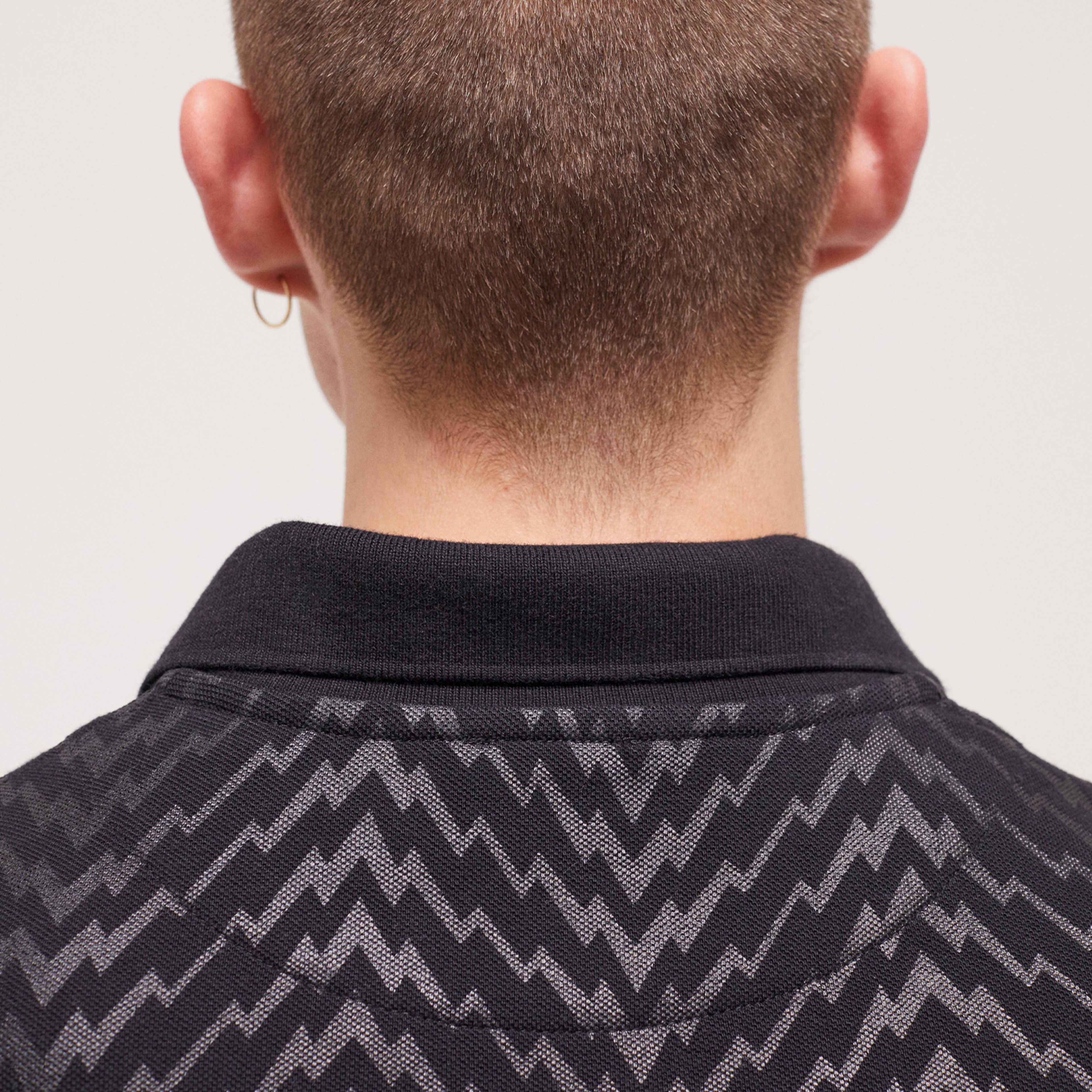 ERKEK DESENLİ SİYAH POLO