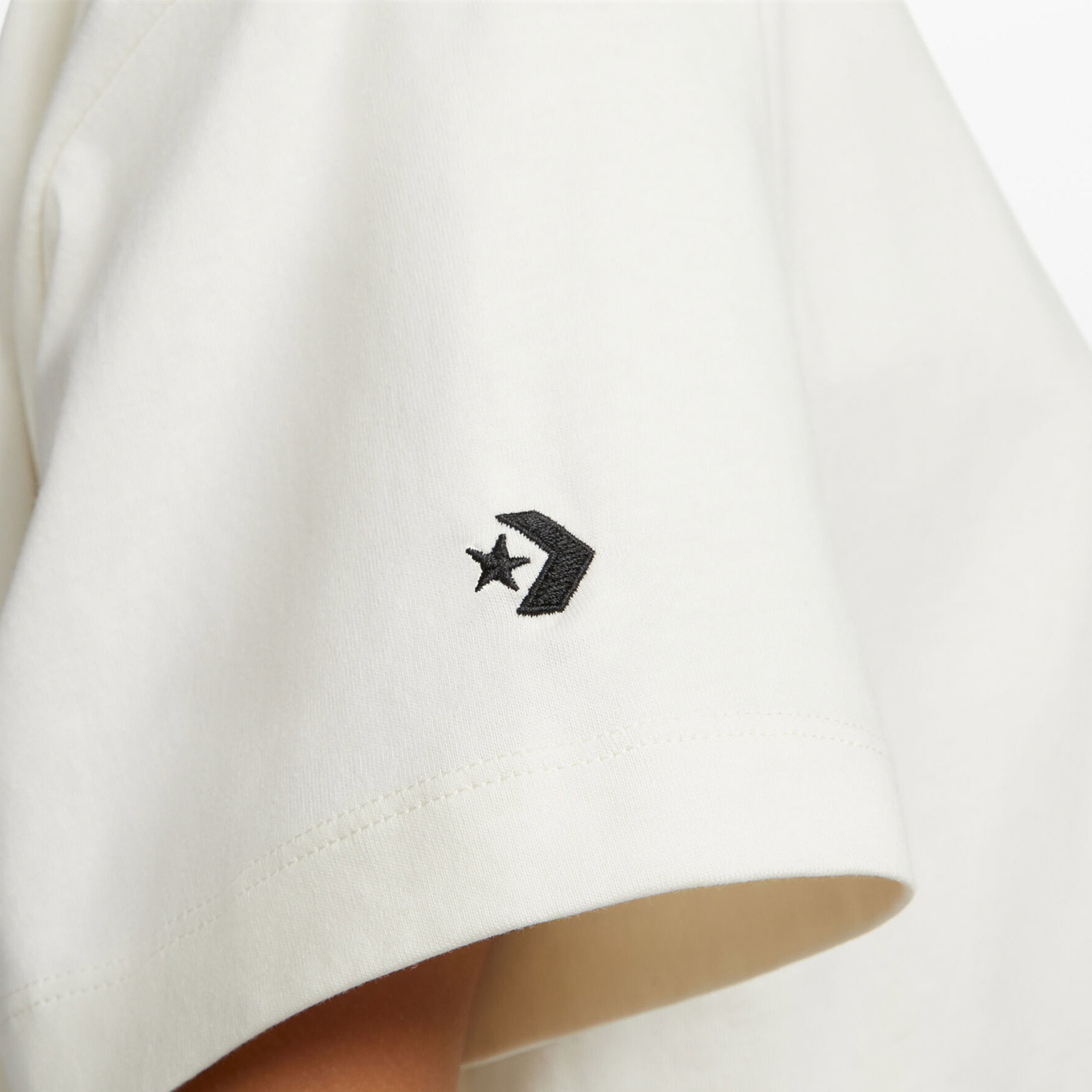 Converse Loose Deconstructed Graphic Kadın Krem Crop