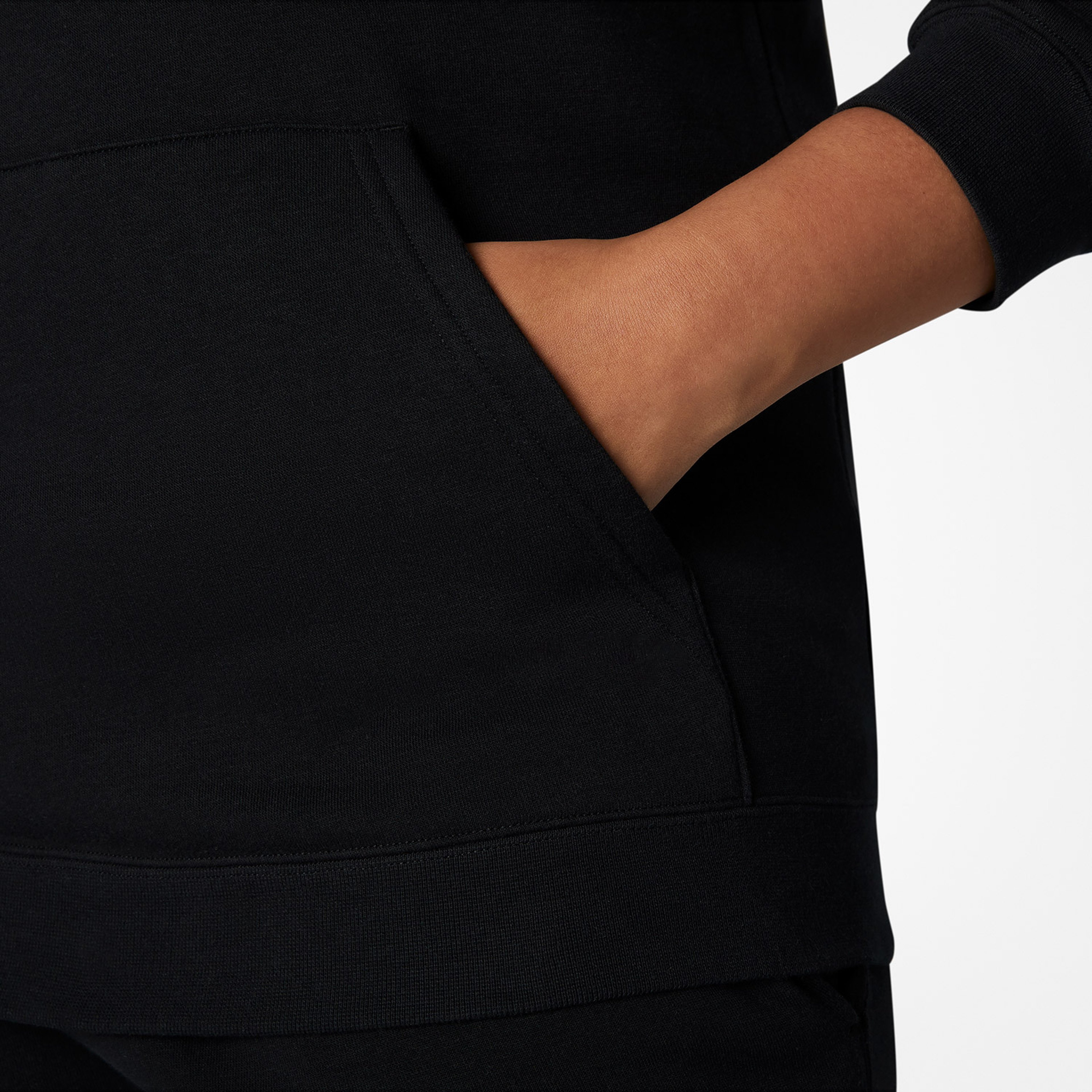 Converse Go-To Embroidered Star Chevron Unisex Siyah Sweatshirt