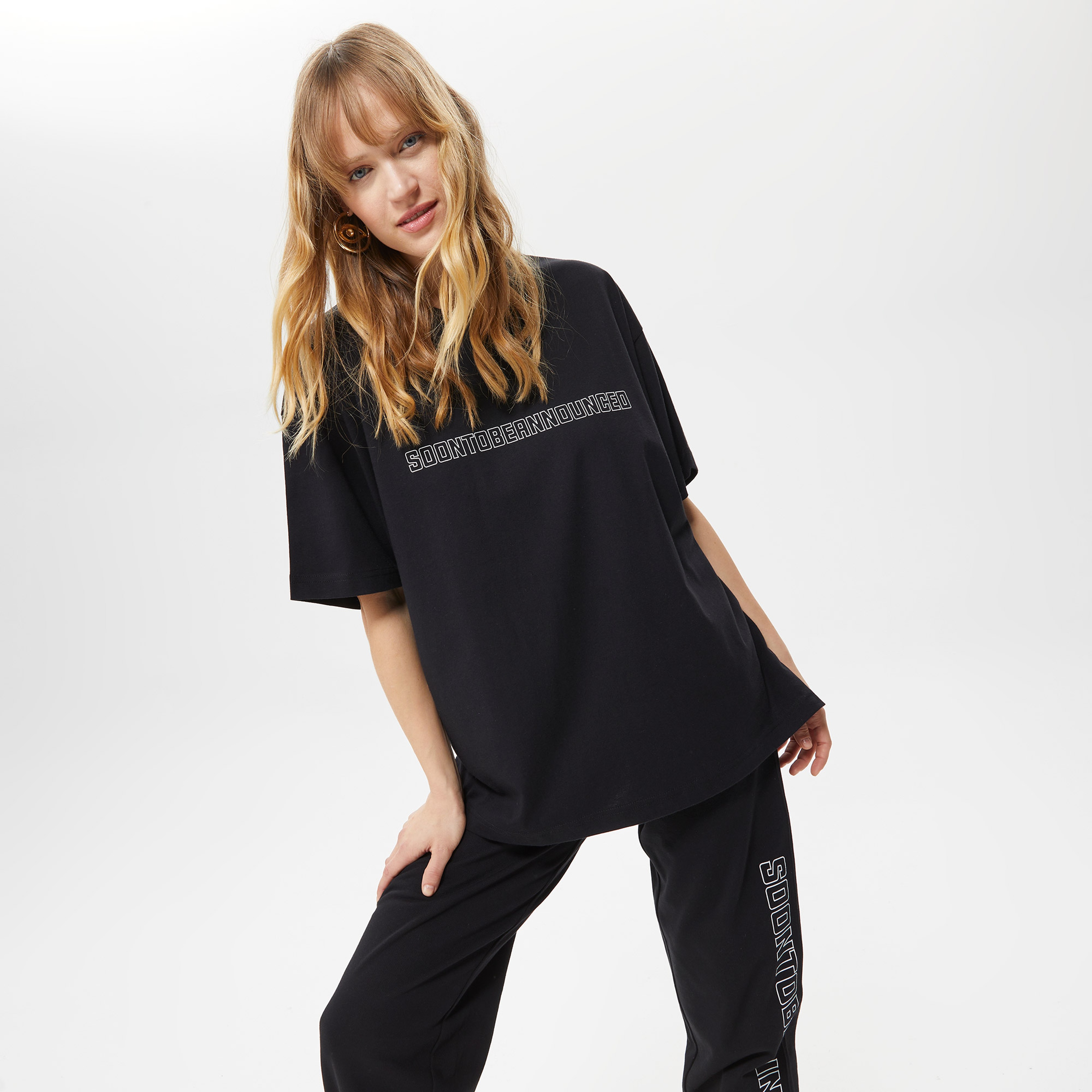 Soon To Be Announced Logo Unisex Siyah T-Shirt