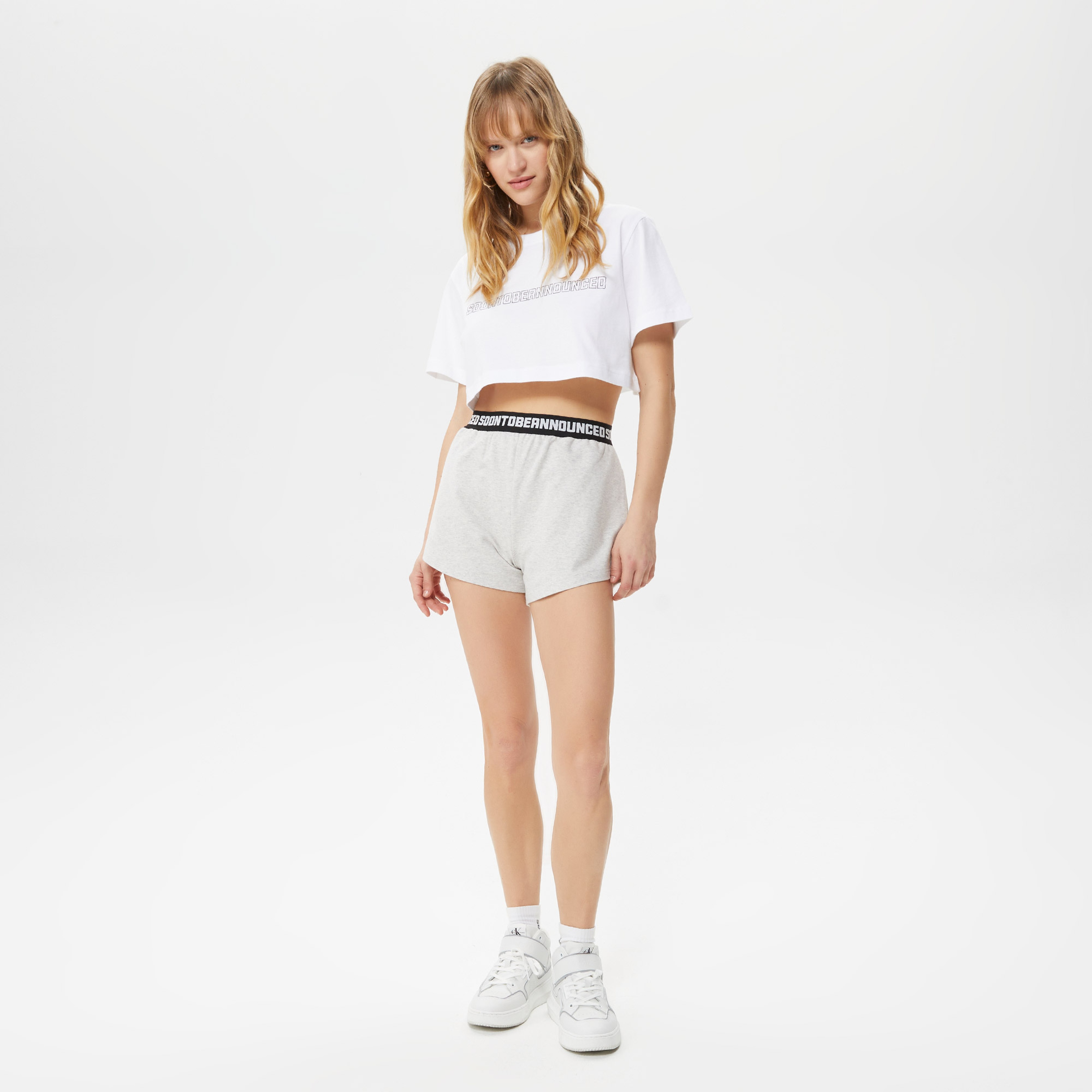 Soon To Be Announced Logo Unisex Beyaz Crop T-Shirt