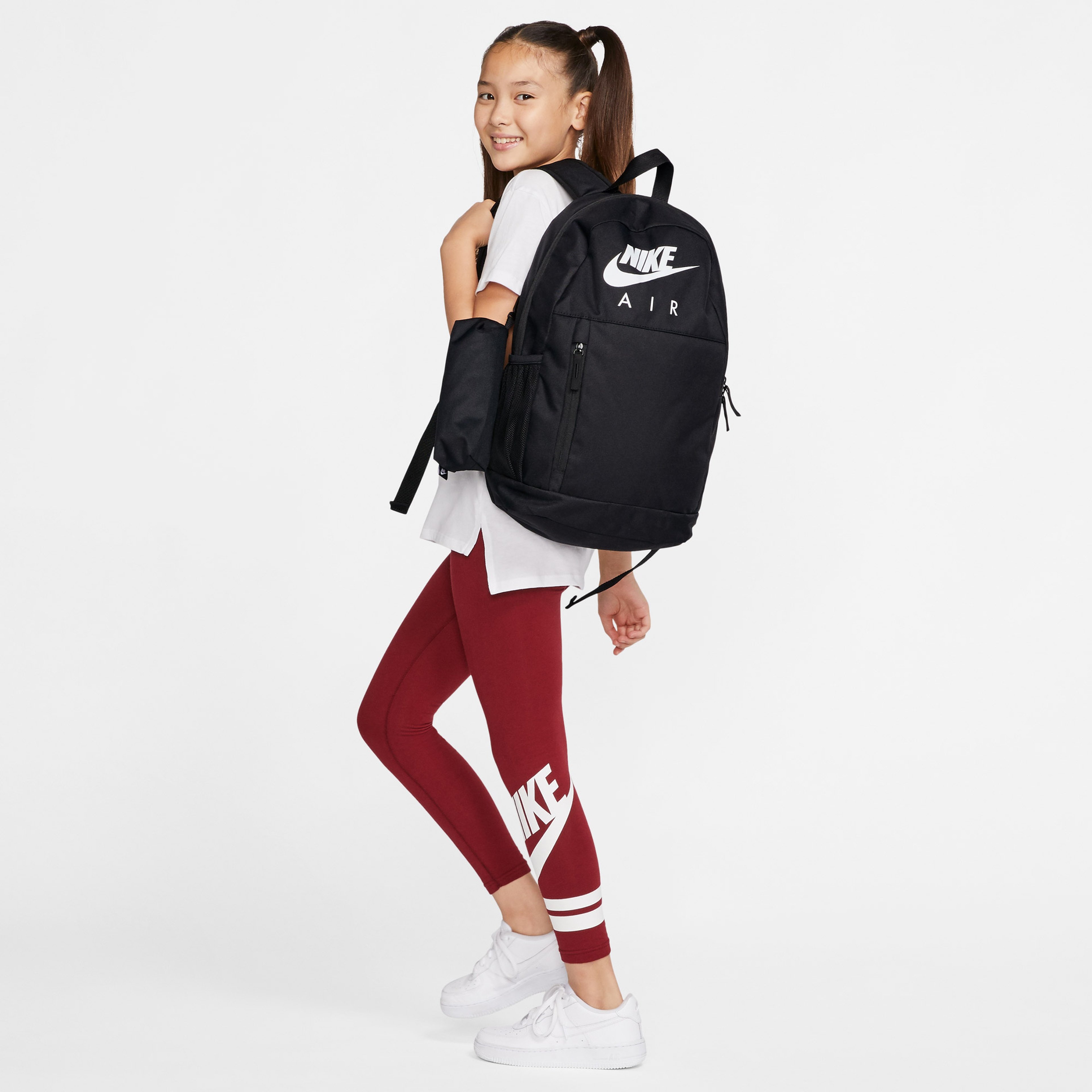 Nike Element GFX FA19 Çocuk Siyah Sırt Çantası