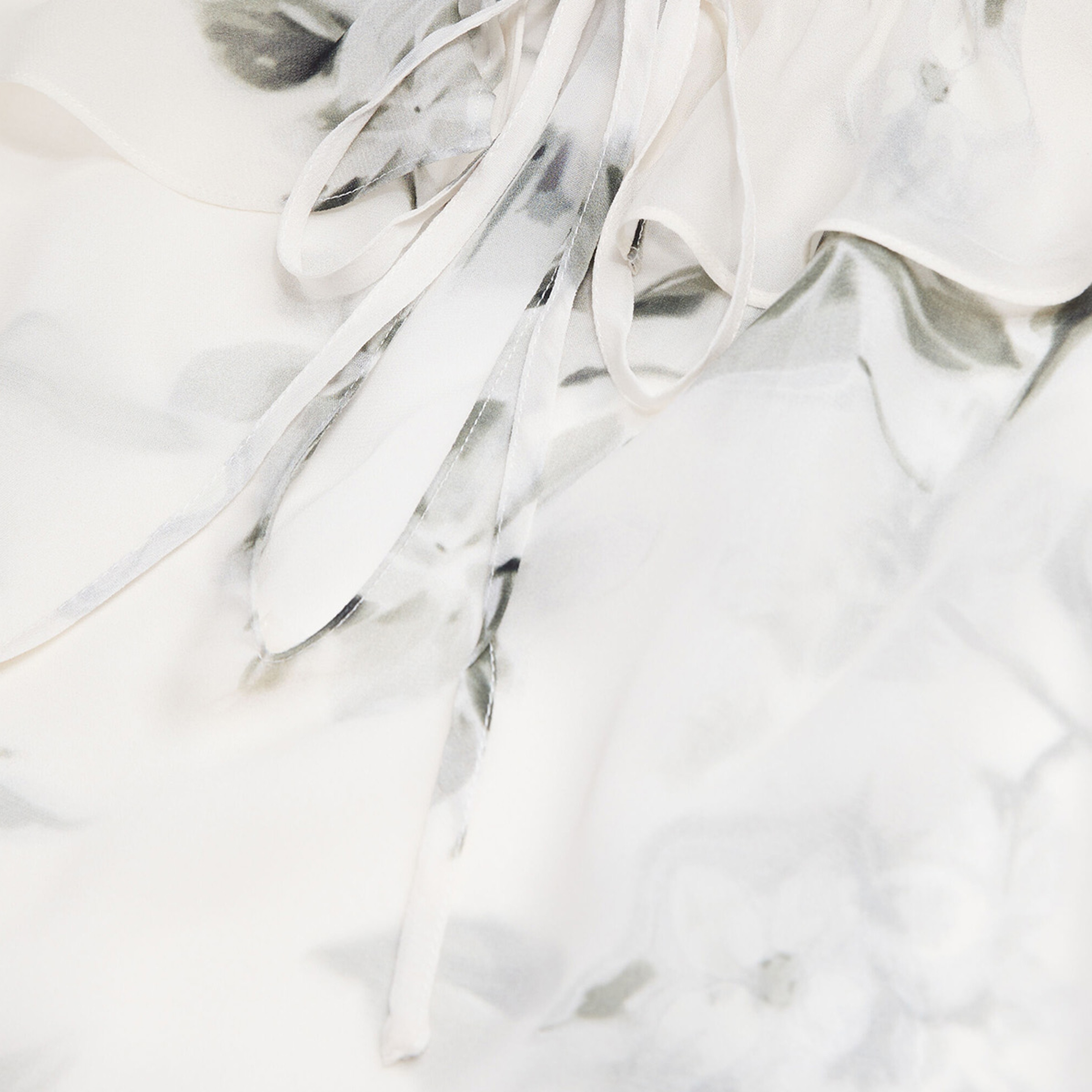 The Kooples Uzun Kollu Çiçek Desenli Krem Bluz