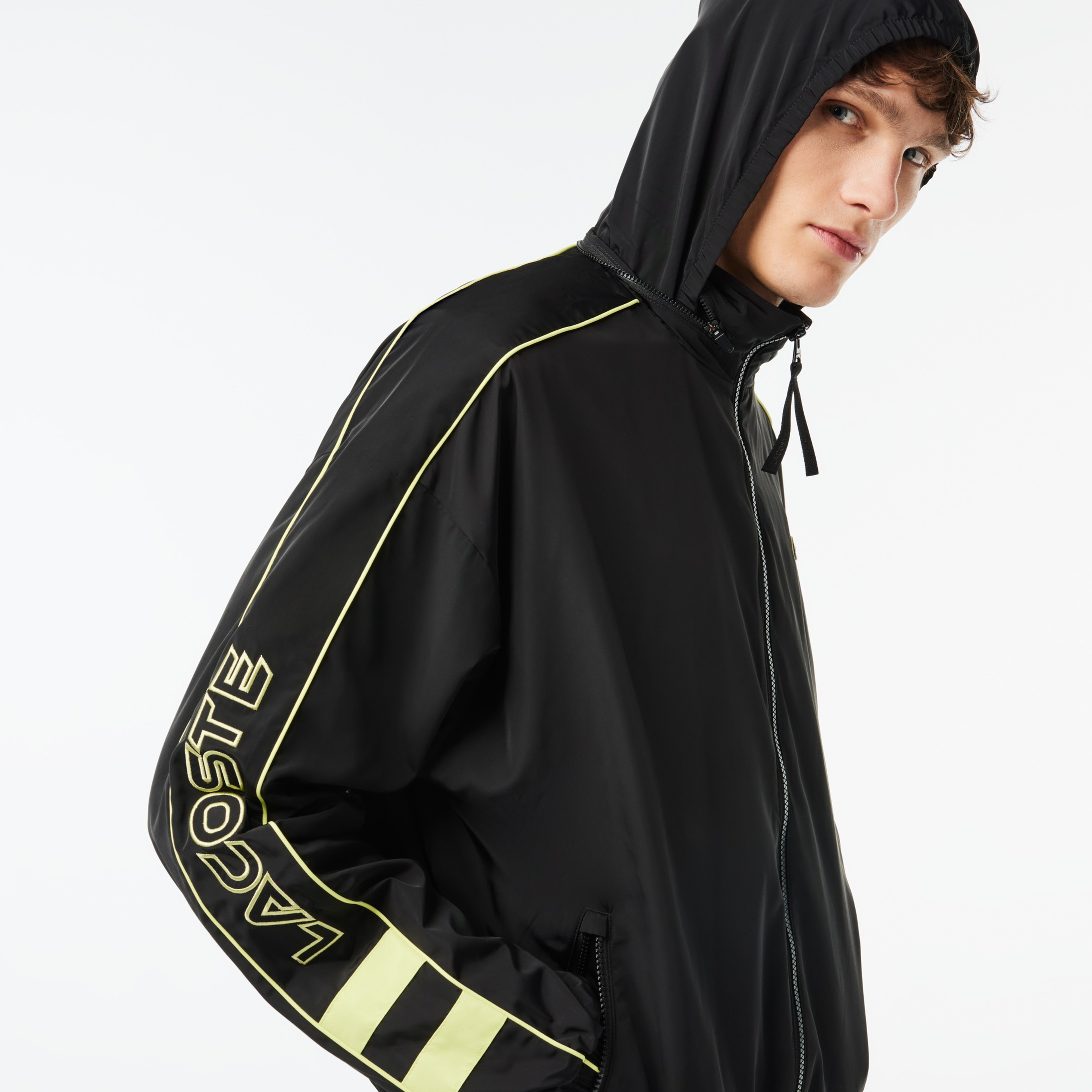 Erkek Dik Yaka Baskılı Siyah Mont