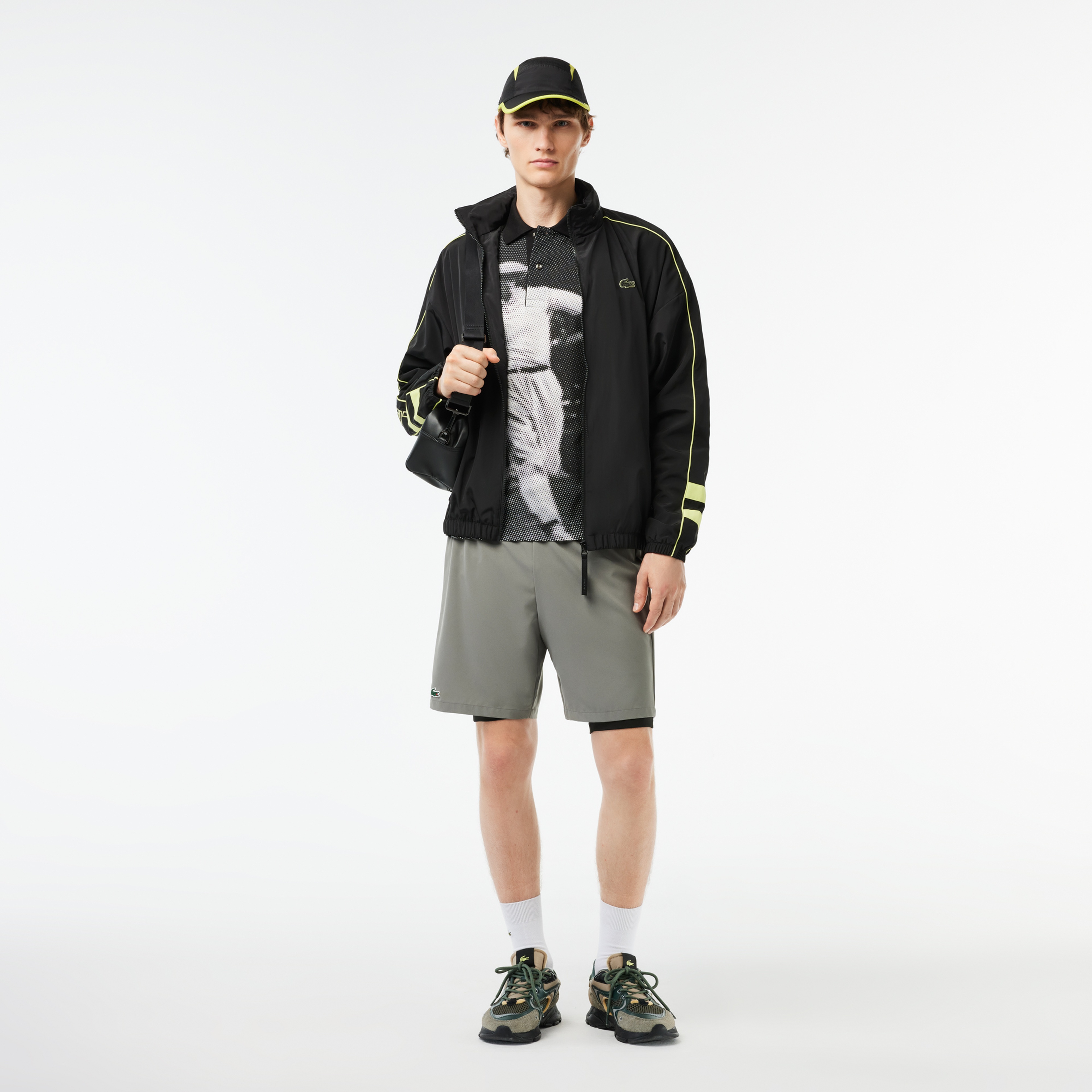 Erkek Dik Yaka Baskılı Siyah Mont