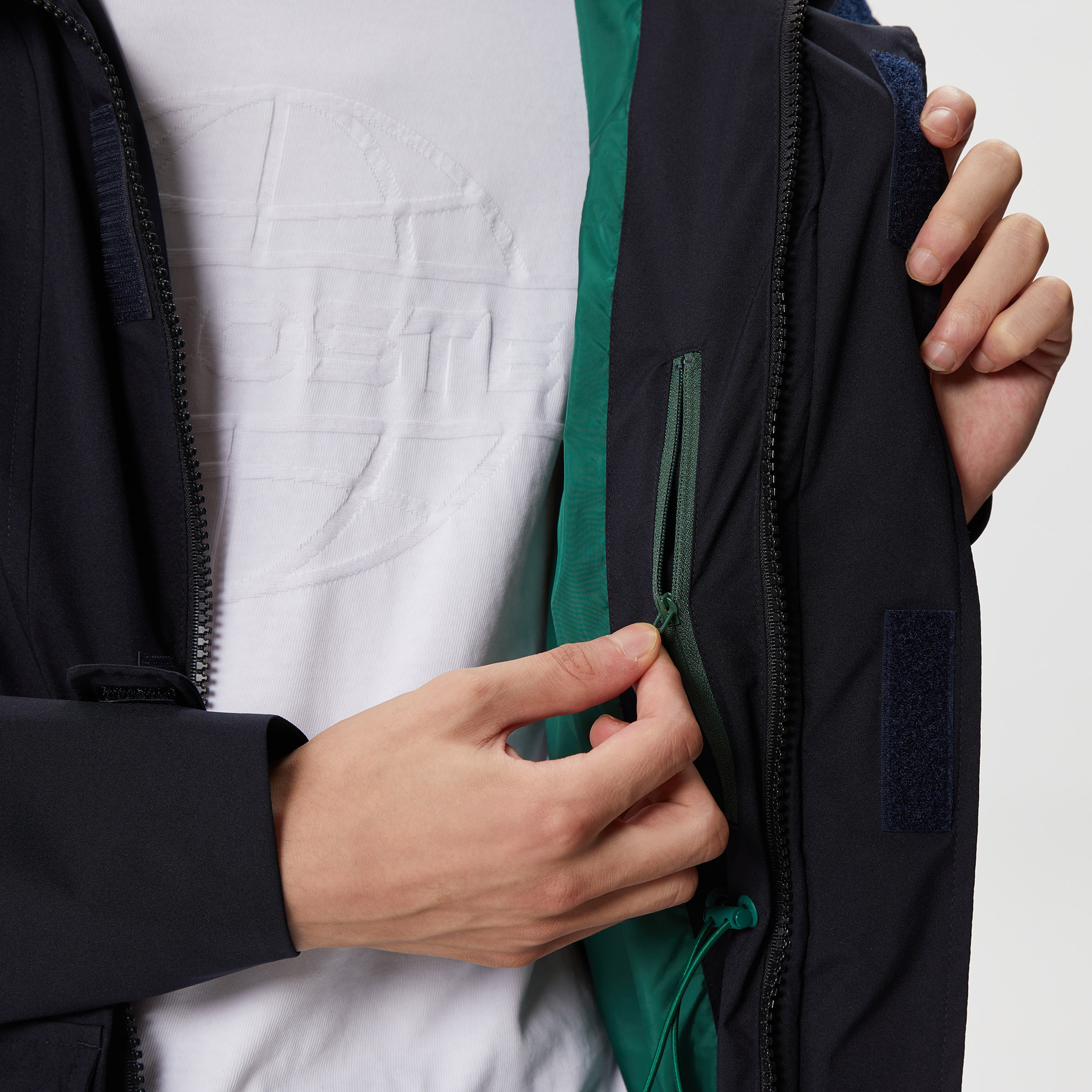 Lacoste Erkek Regular Fit Kapüşonlu Baskılı Lacivert Mont