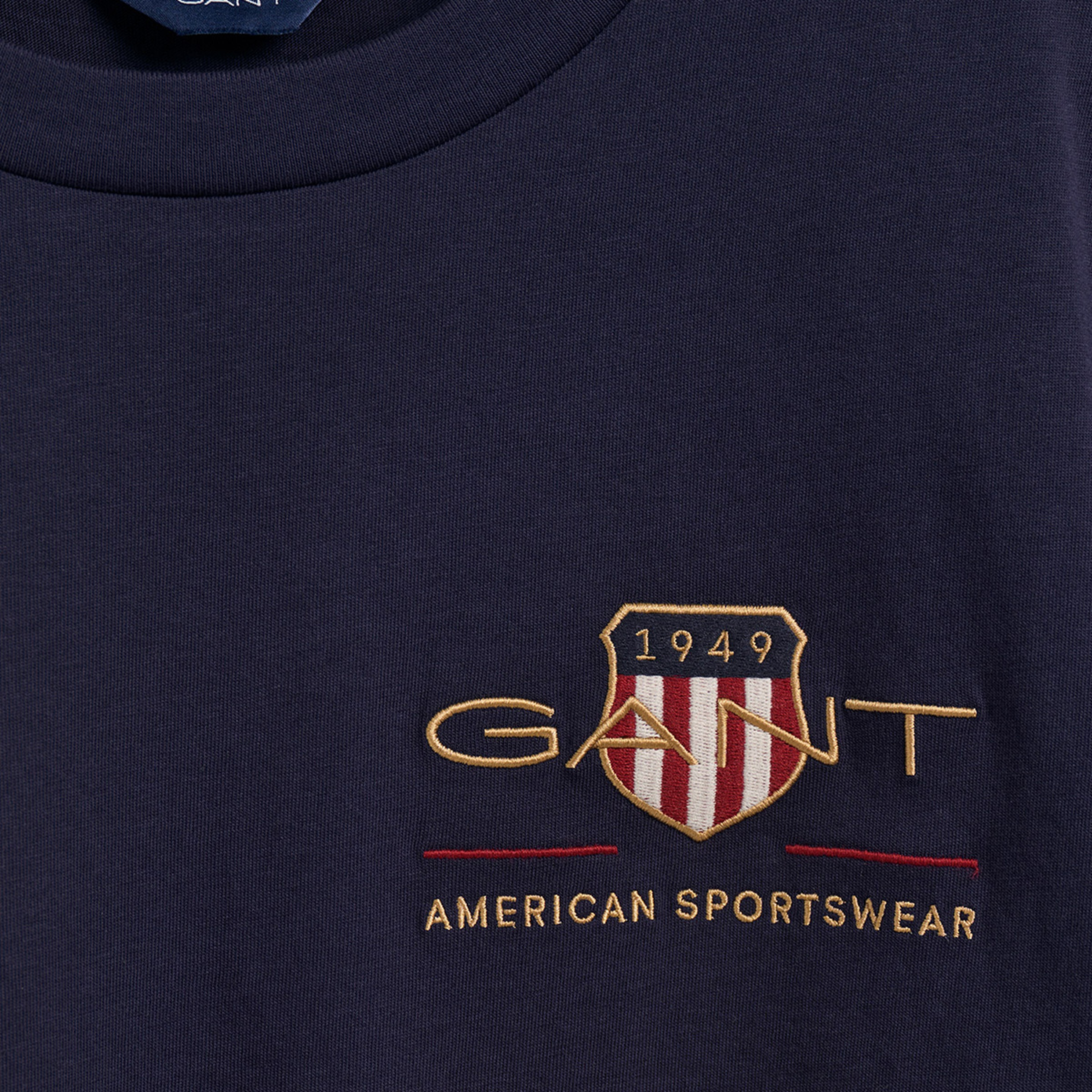 GANT Kadın Lacivert Regular Fit Bisiklet Yaka Logolu T-shirt