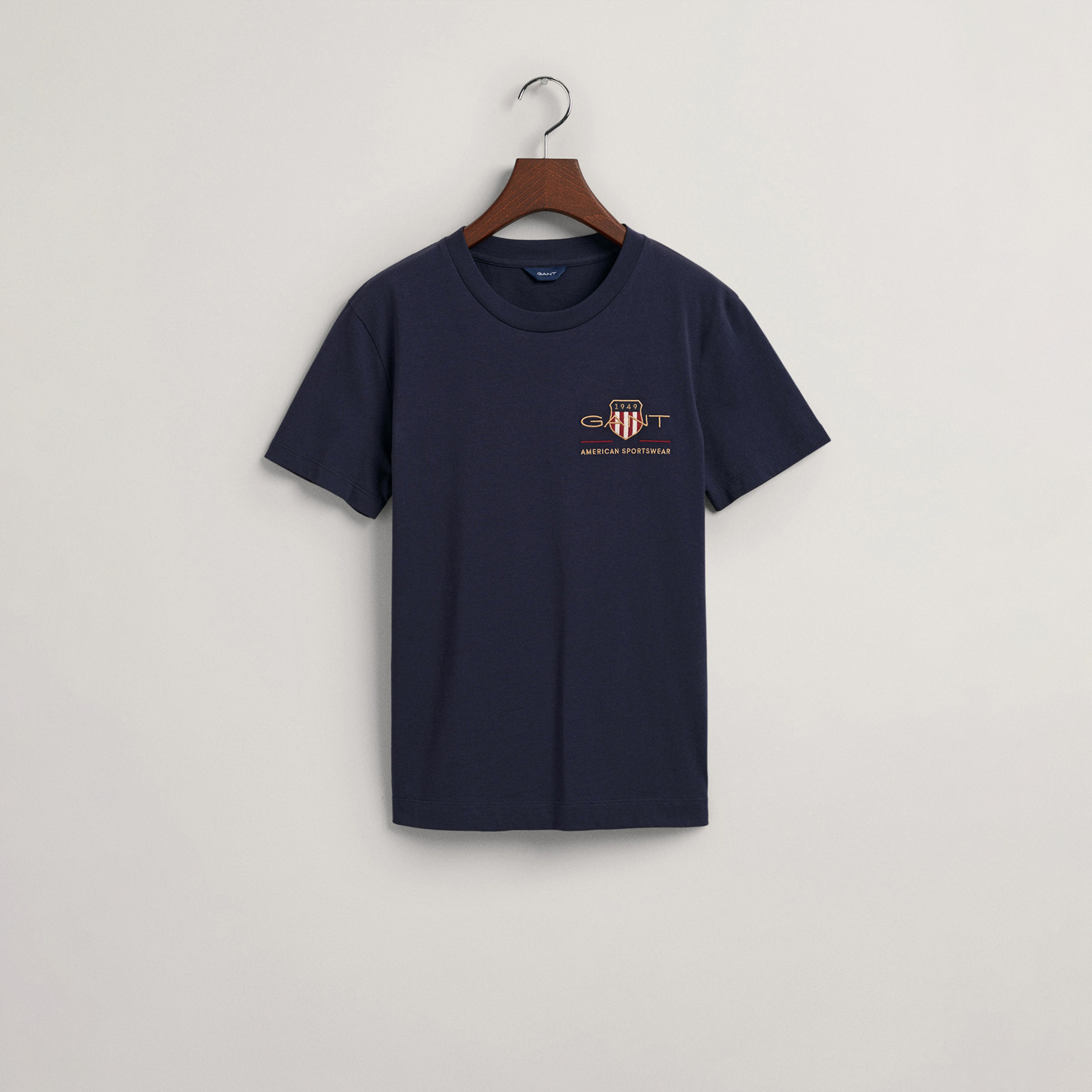GANT Kadın Lacivert Regular Fit Bisiklet Yaka Logolu T-shirt