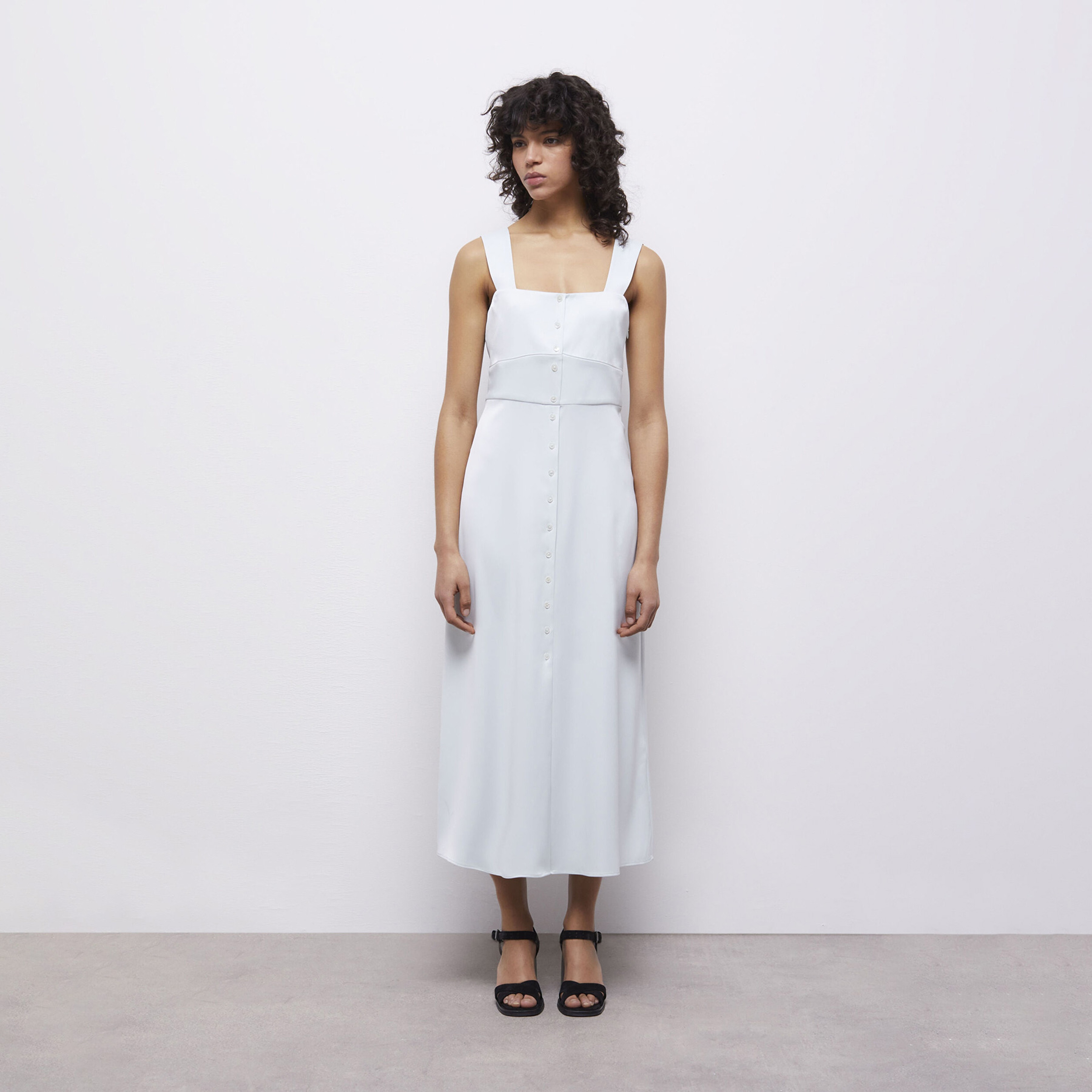 KADIN DÜĞMELİ AÇIK YEŞİL UZUN ELBİSE