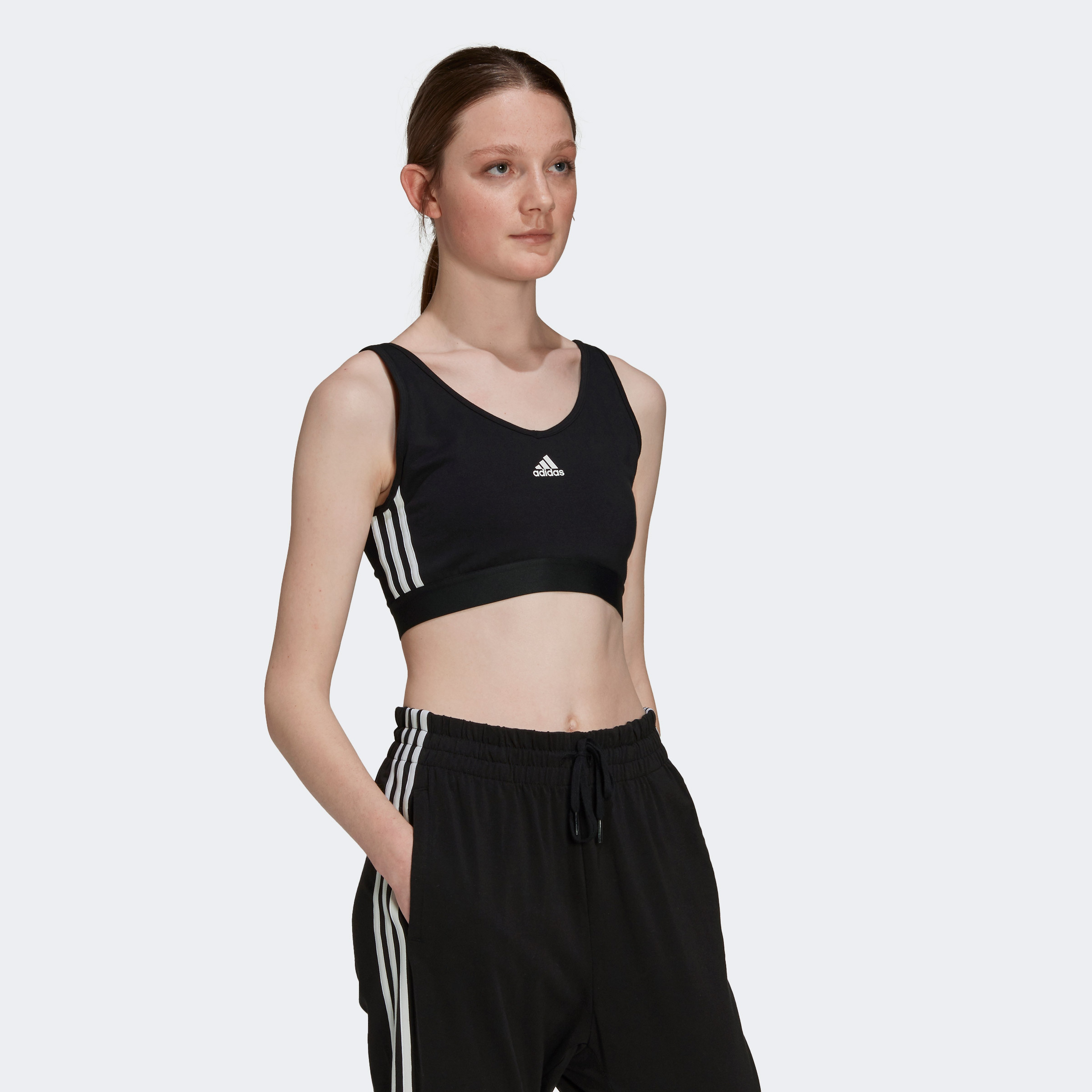 adidas Essentials 3-Stripes Kadın Siyah Bra