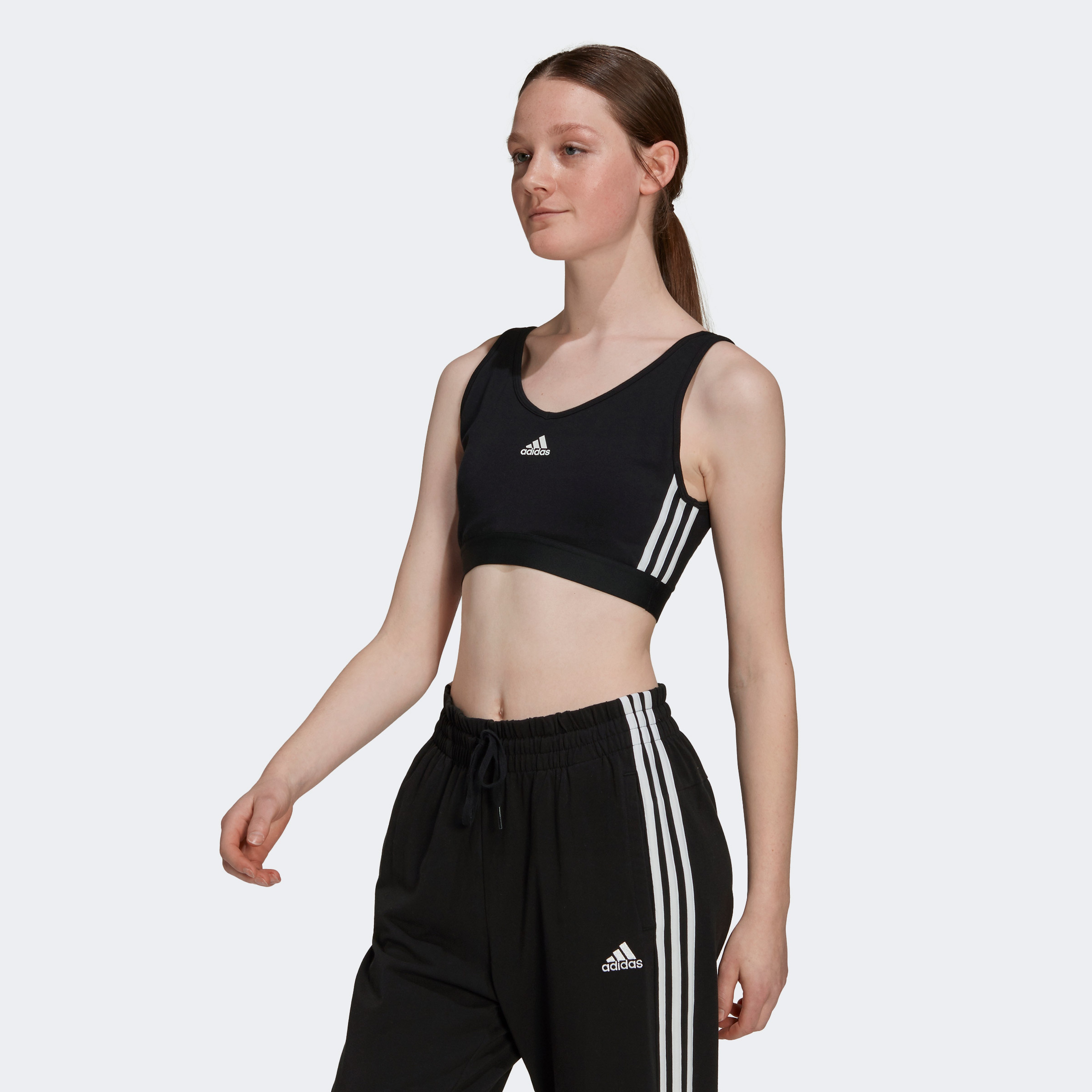 adidas Essentials 3-Stripes Kadın Siyah Bra