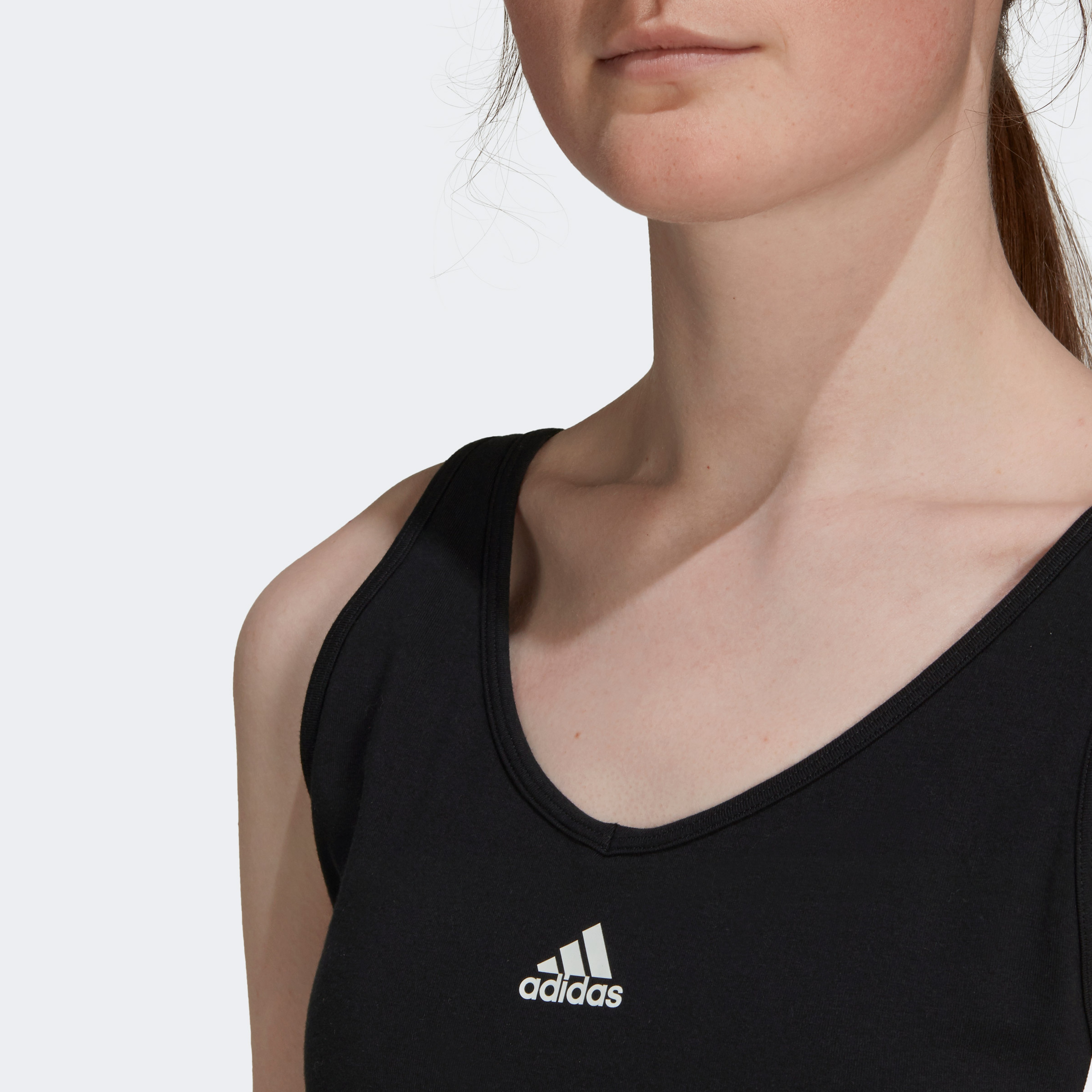 adidas Essentials 3-Stripes Kadın Siyah Bra