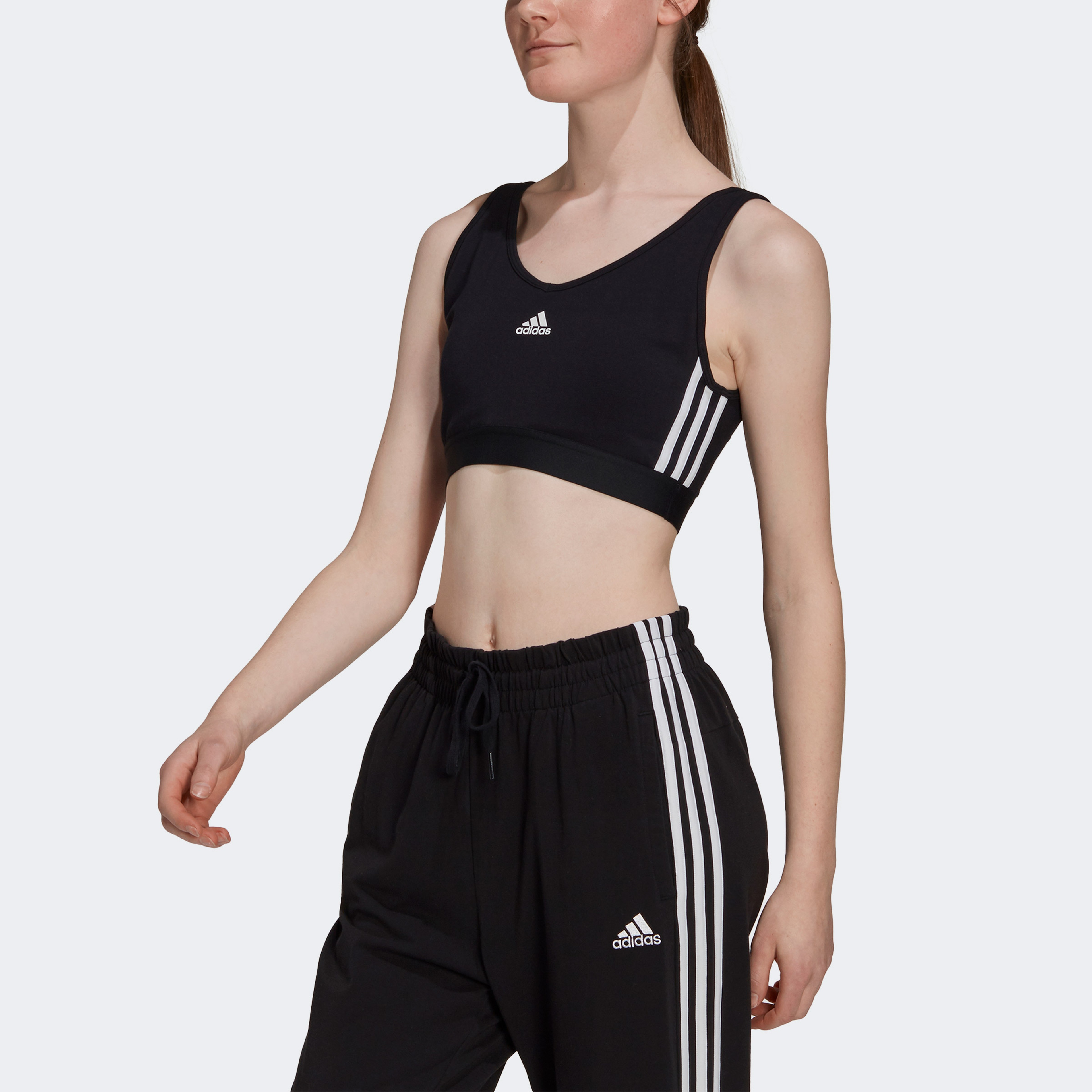 adidas Essentials 3-Stripes Kadın Siyah Bra