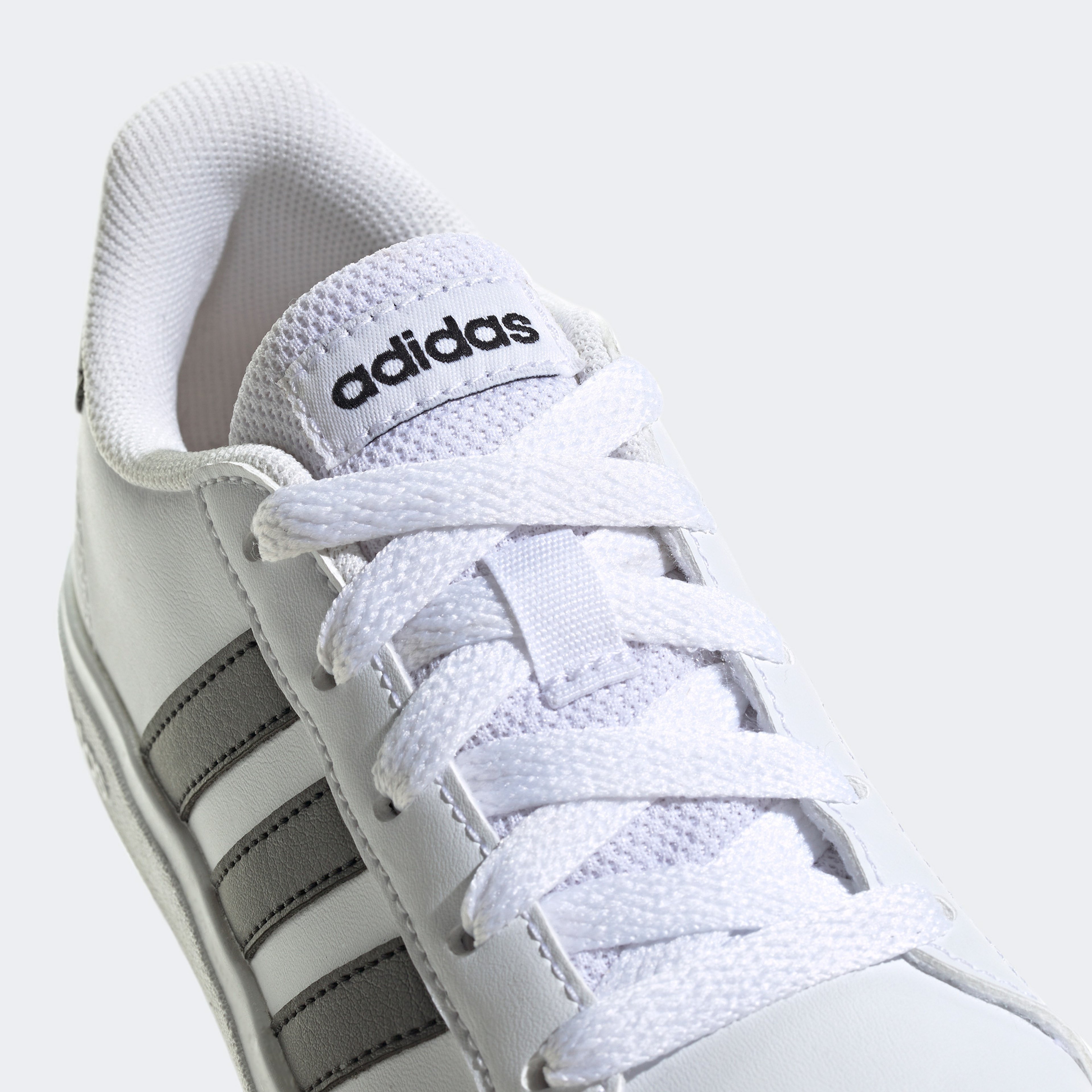 adidas Grand Court 2.0 K Çocuk Beyaz Spor Ayakkabı