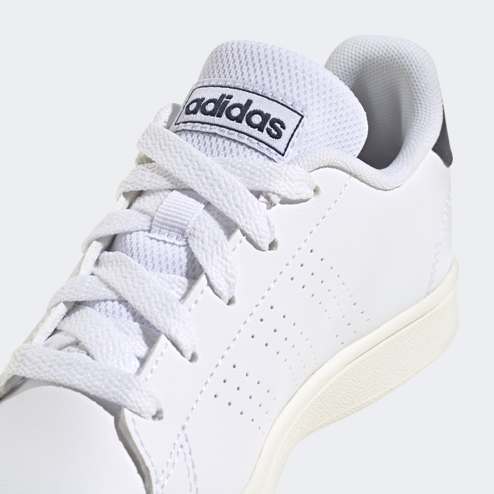 Adidas Çocuk Beyaz Ayakkabı
