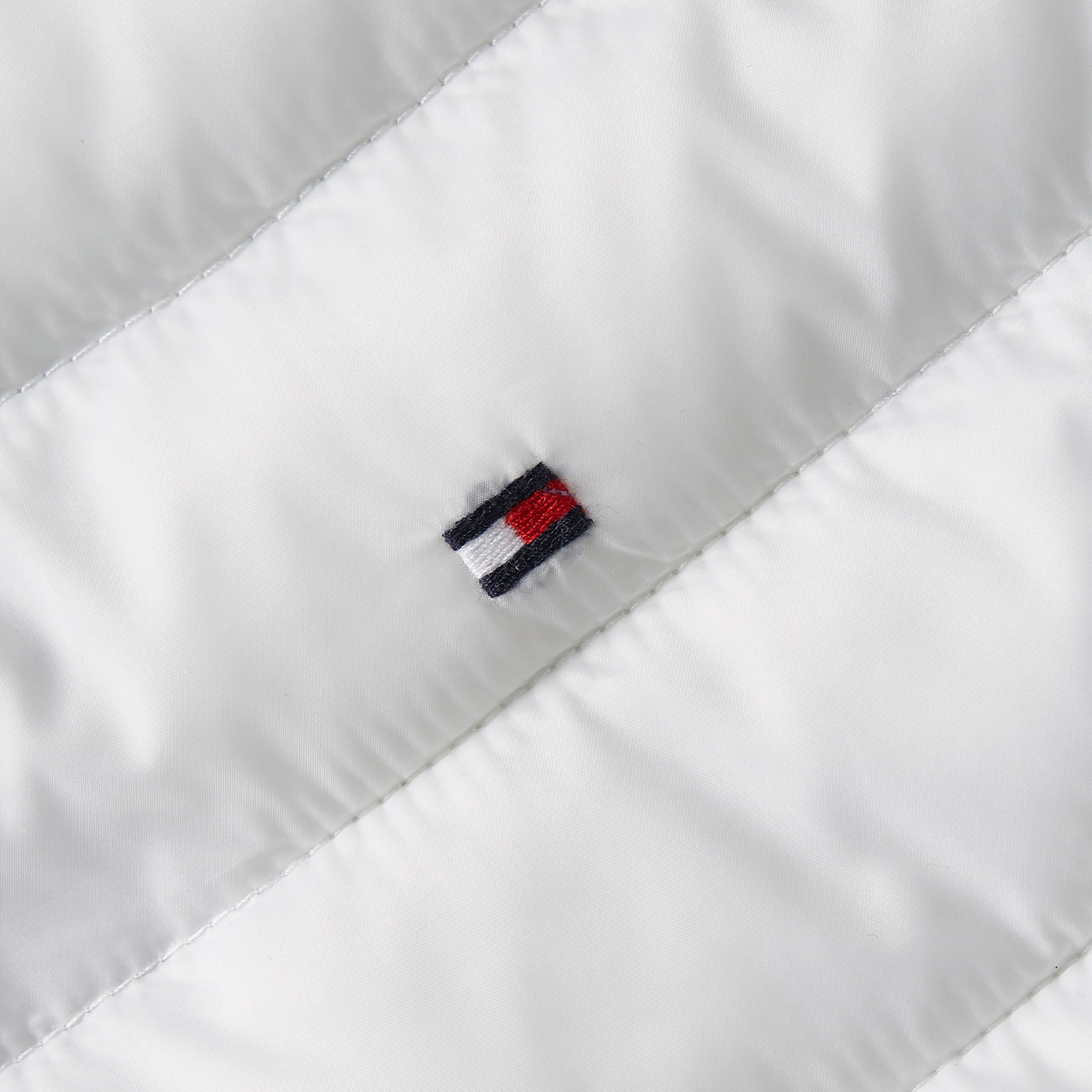 Tommy Hilfiger Kadın Beyaz Mont