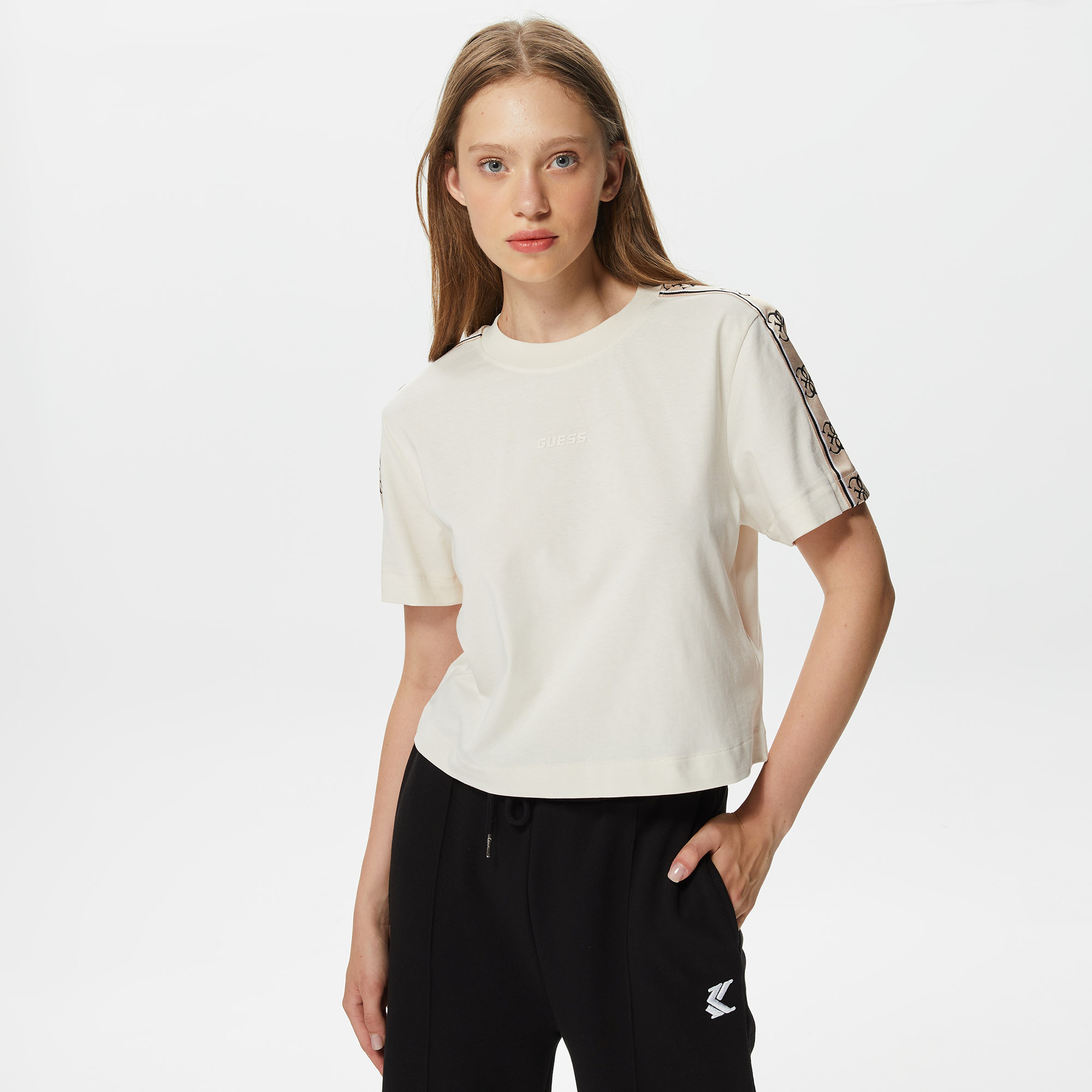 Guess Kadın Beyaz T-Shirt