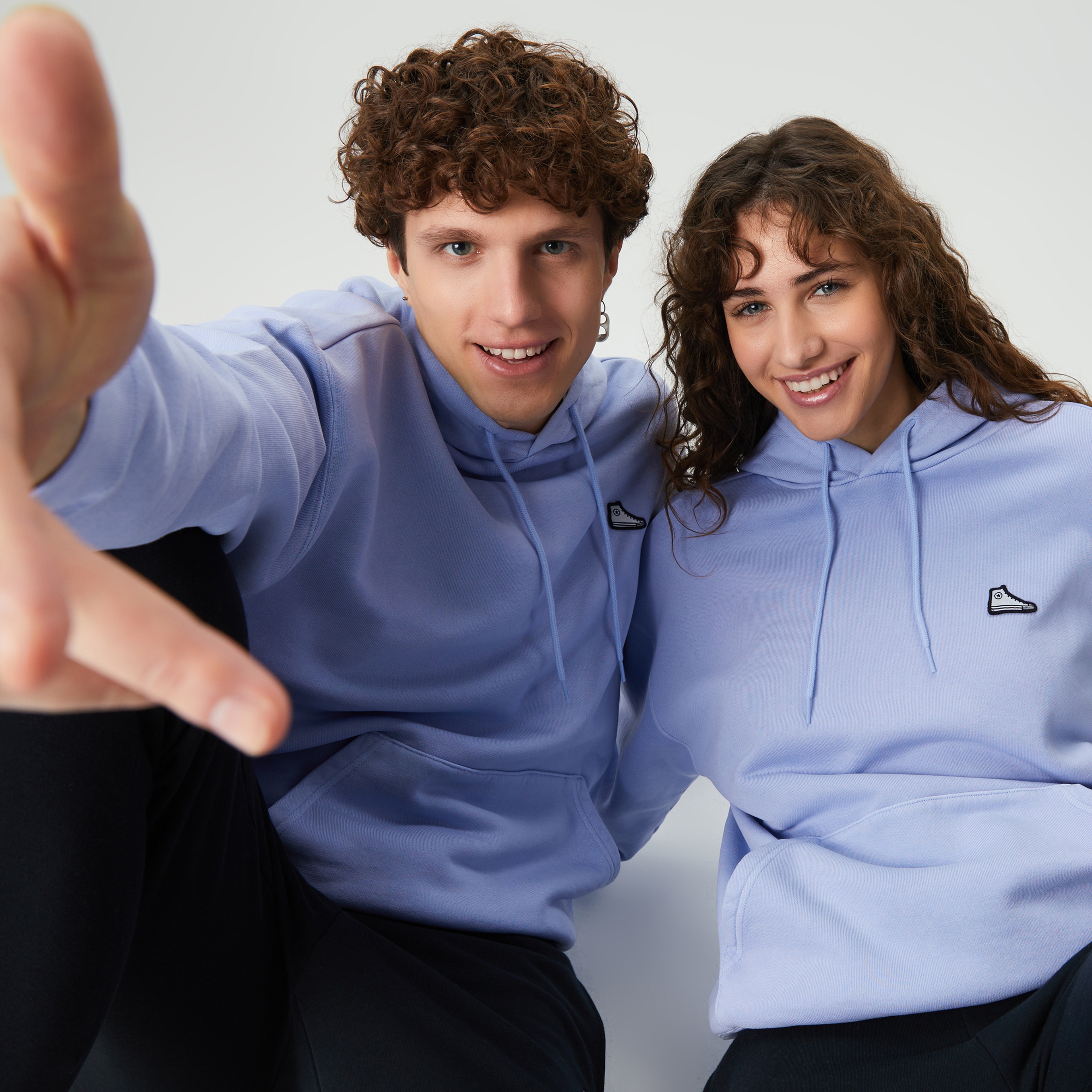 Converse Go-To Chuck 70 Loose Fit Pullover Hoodie